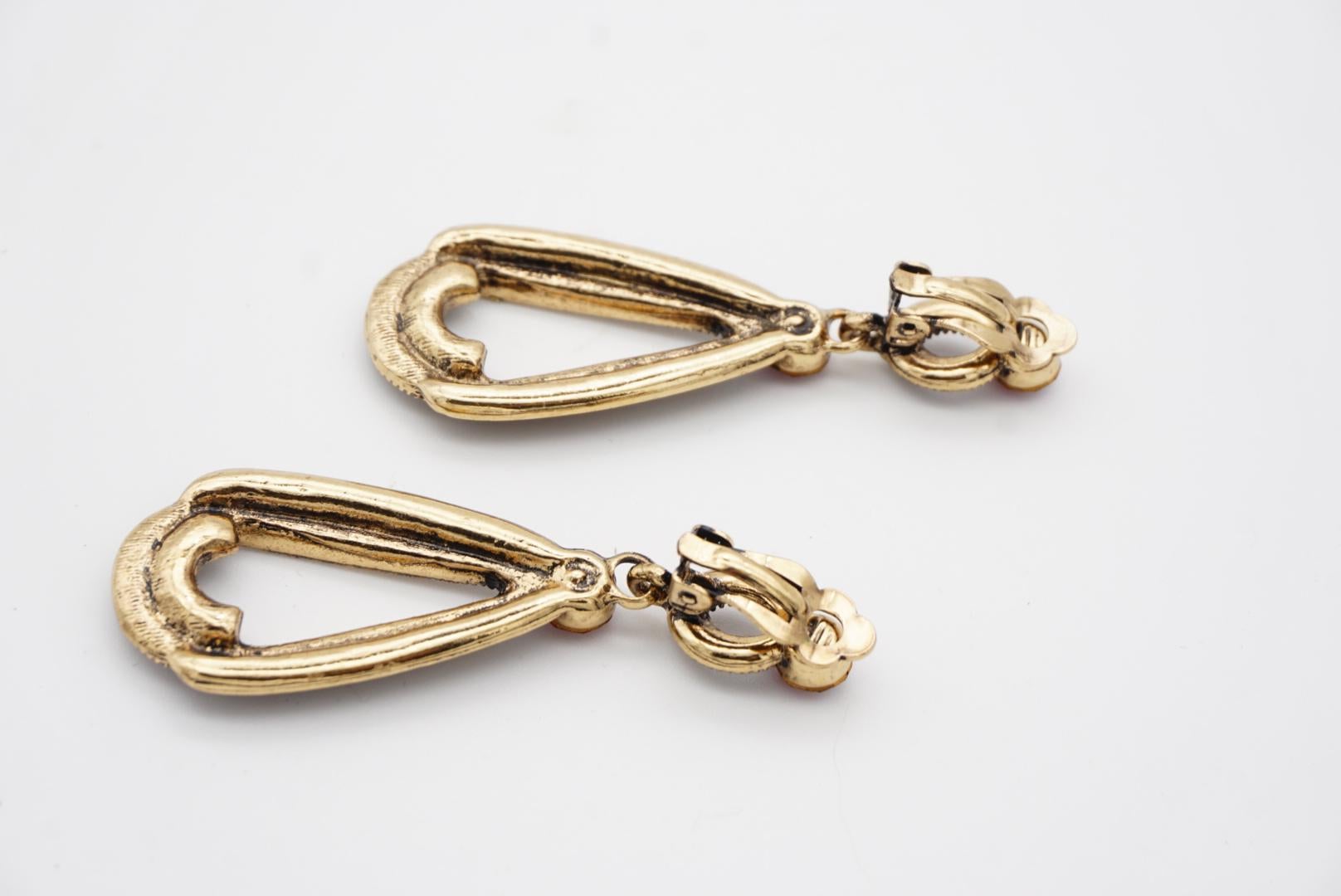 Orecchini classici di lusso con rubino rosso e cristalli Swarovski a goccia, in oro retrò e a clip in vendita 5