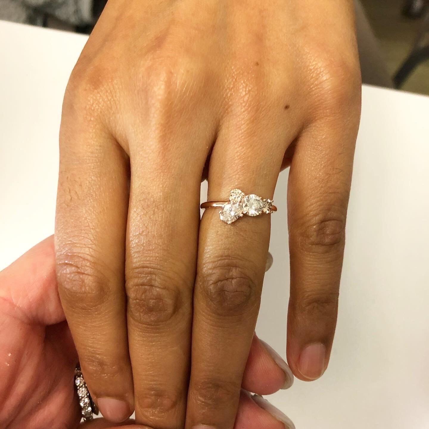 Oval Cut Luxury cluster ring 18KT rose gold cocktail diamond ring For Sale
