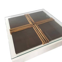 Lussuoso tavolino contemporaneo in legno con piano in vetro