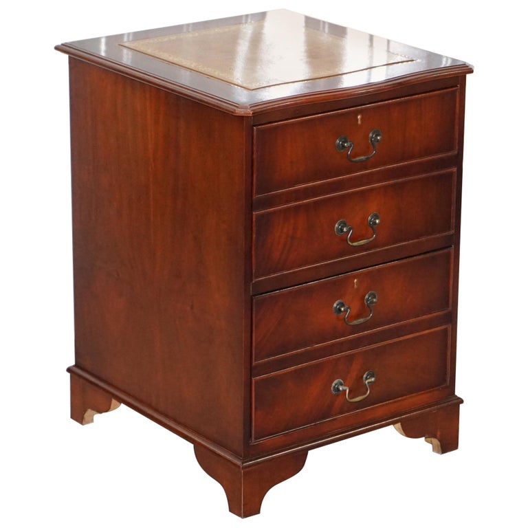 Luxury Curved Front Mahogany with Green Leather Double ...