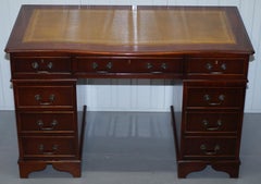 Luxury Curved Front Mahogany with Green Leather Top Twin Pedestal Partner Desk