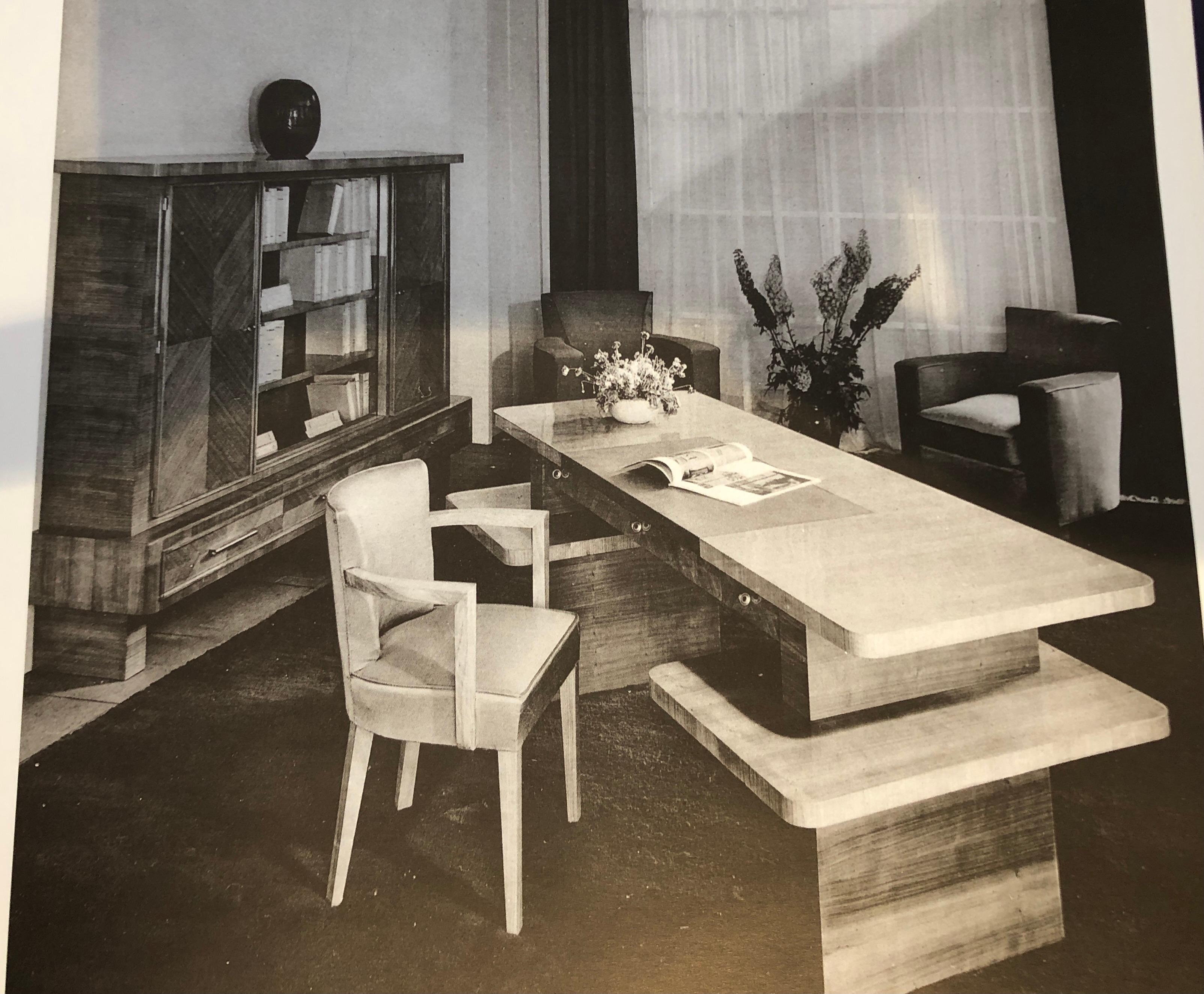 Luxus-Schreibtisch aus Zebraholz von Rene Gabriel, 1946 (Mitte des 20. Jahrhunderts) im Angebot