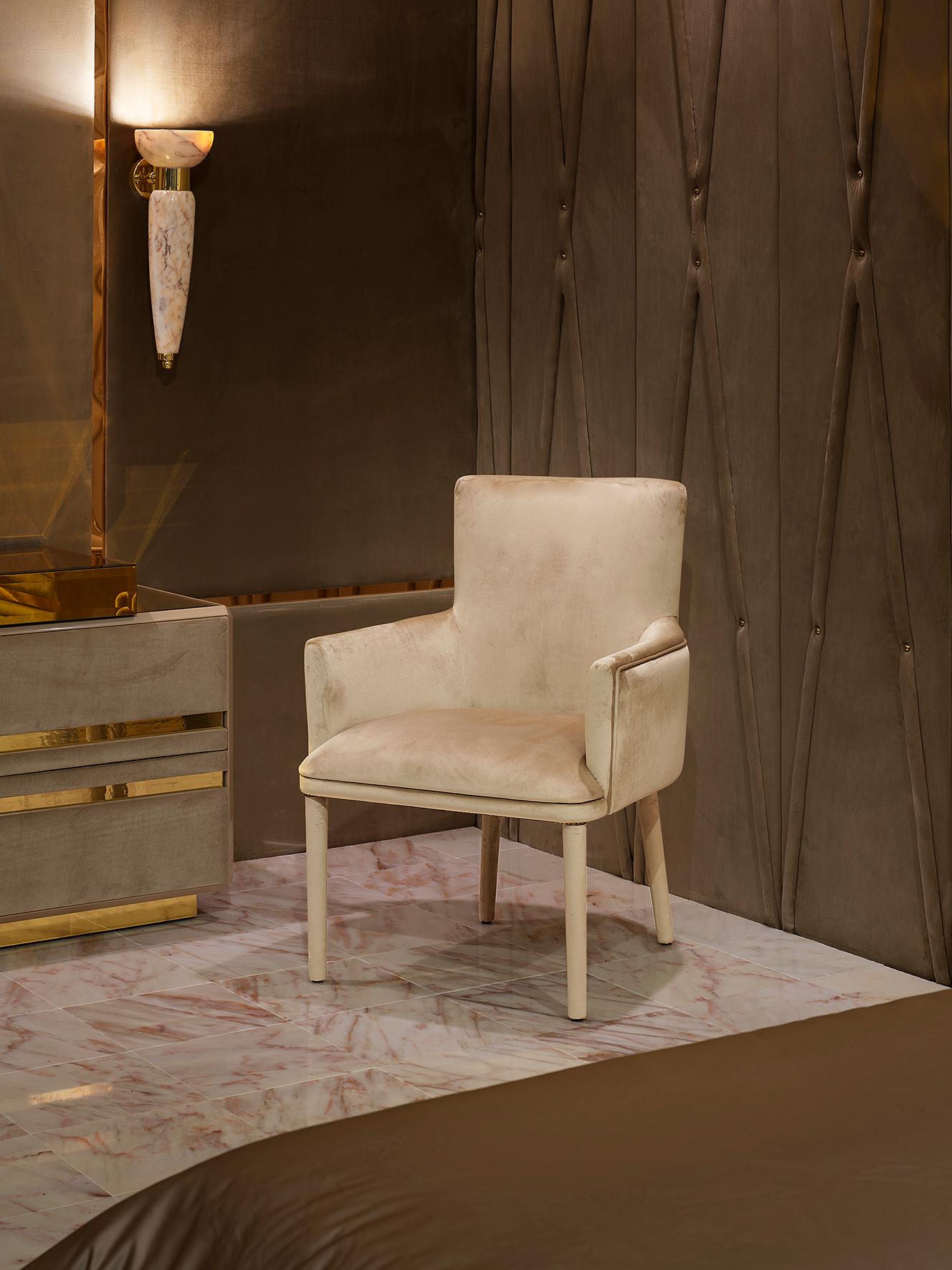 Modern Luxury Estremoz Marble Wall Lamp, Gattopardo For Sale