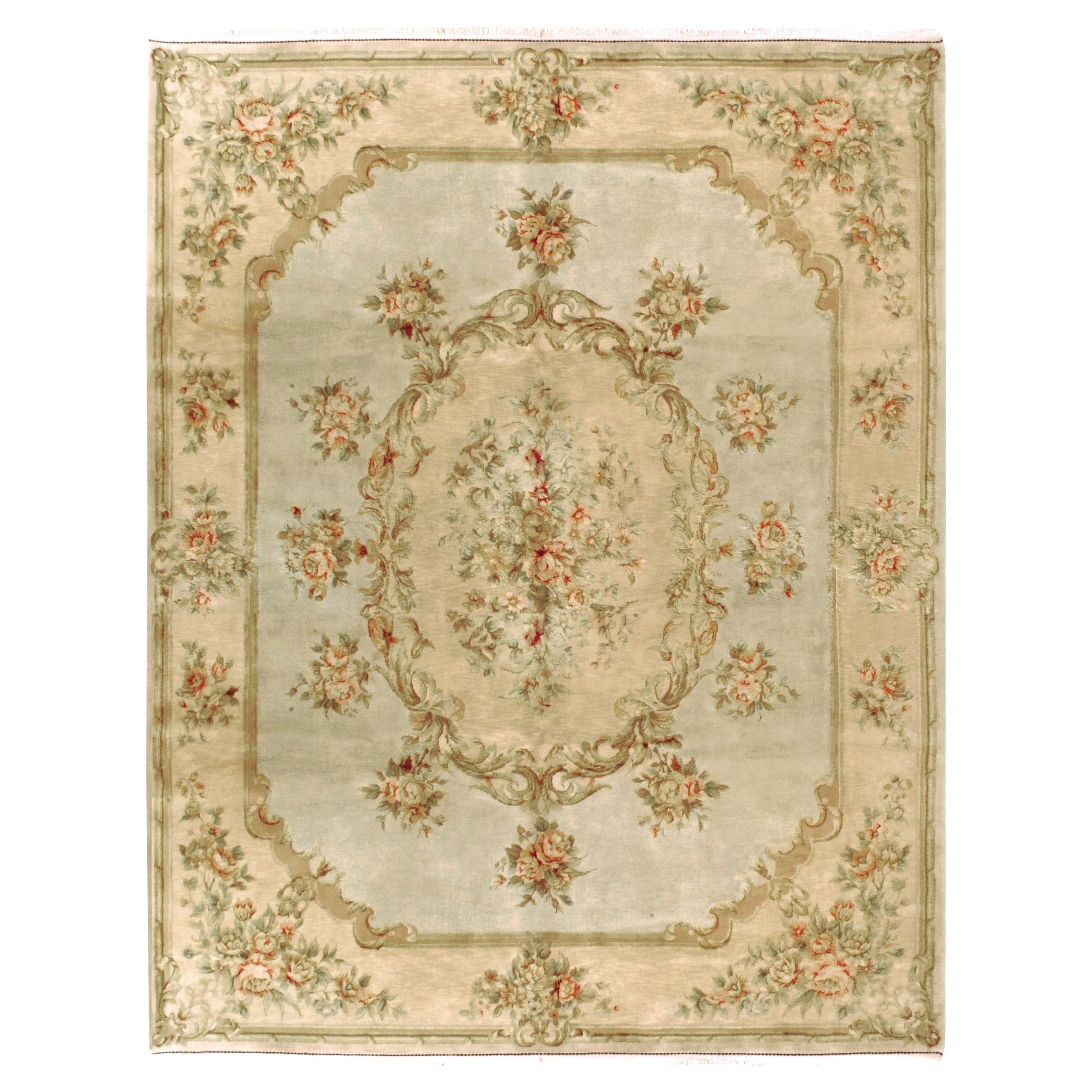 Luxury European Hand-Knotted Belvoir Celadon/Bisque 10x14 Rug For Sale