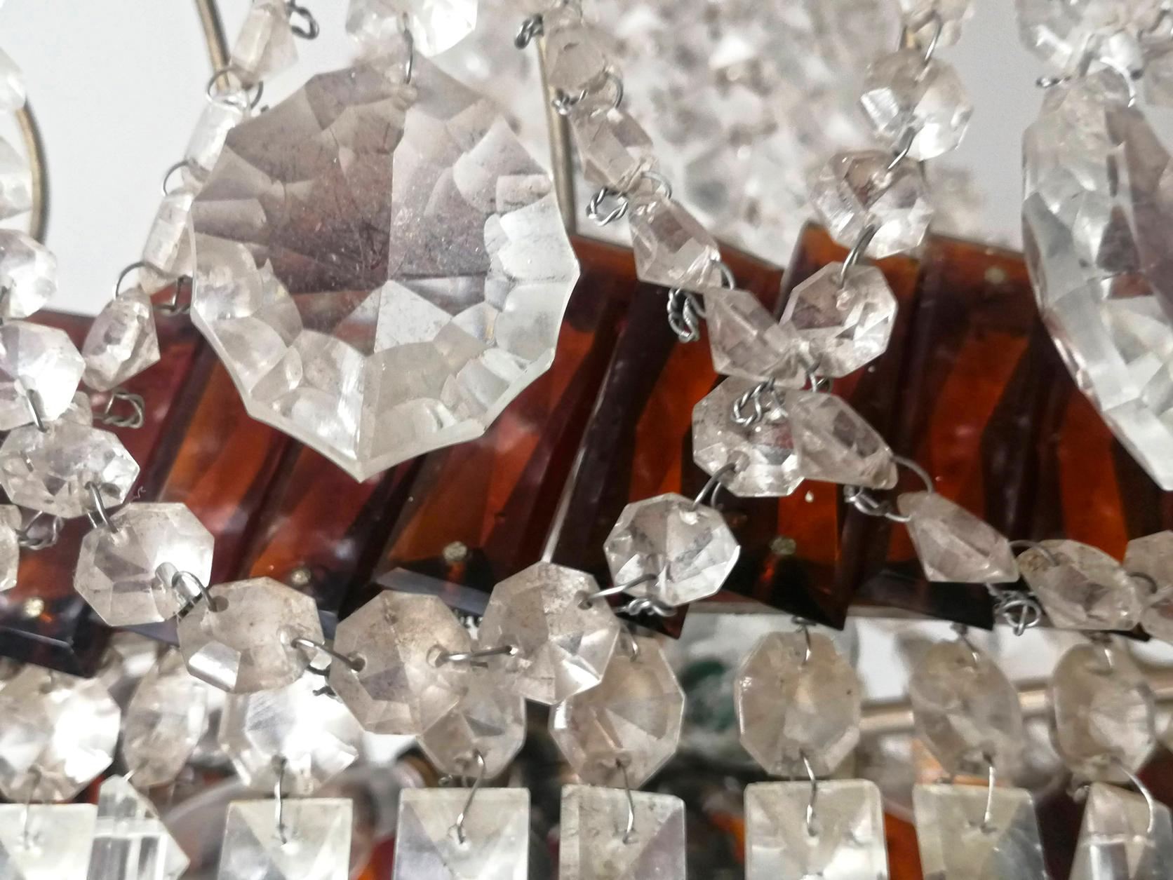 Français Lustre de luxe de style Empire français de style Louis XV en cristal ambré avec guirlande en cristal en vente