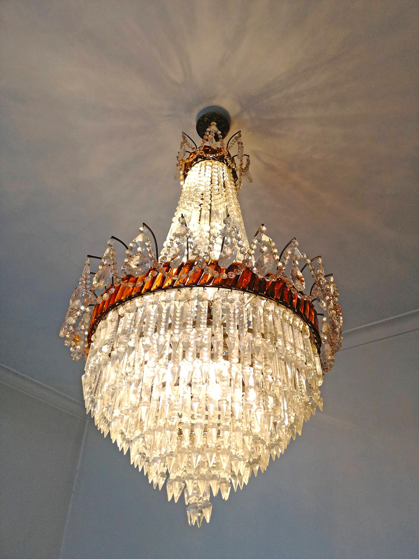 Luxury French Empire Regency Louis XV Amber Crystal Chandelier w Crystal Garland For Sale 1