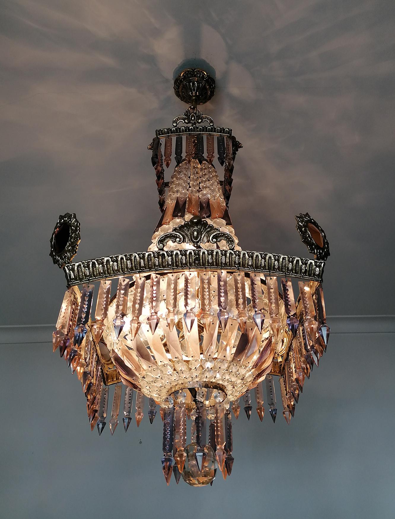 Luxury French Empire Regency Louis XV Pink & Plum Crystal Gilt Bronze Chandelier For Sale 7