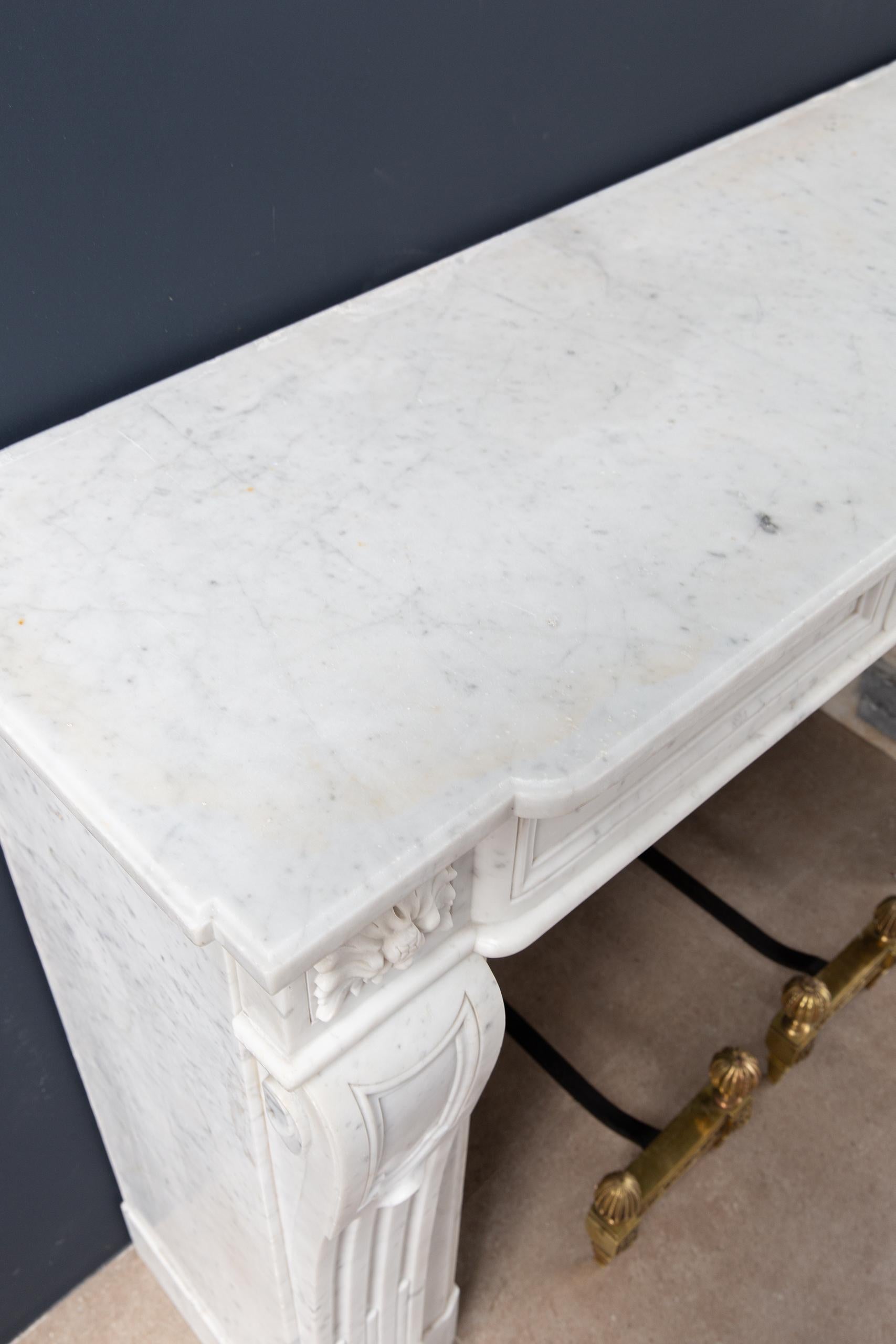 Luxury French Louis XVI Carrara Marble Antique Fireplace Surround For Sale 11