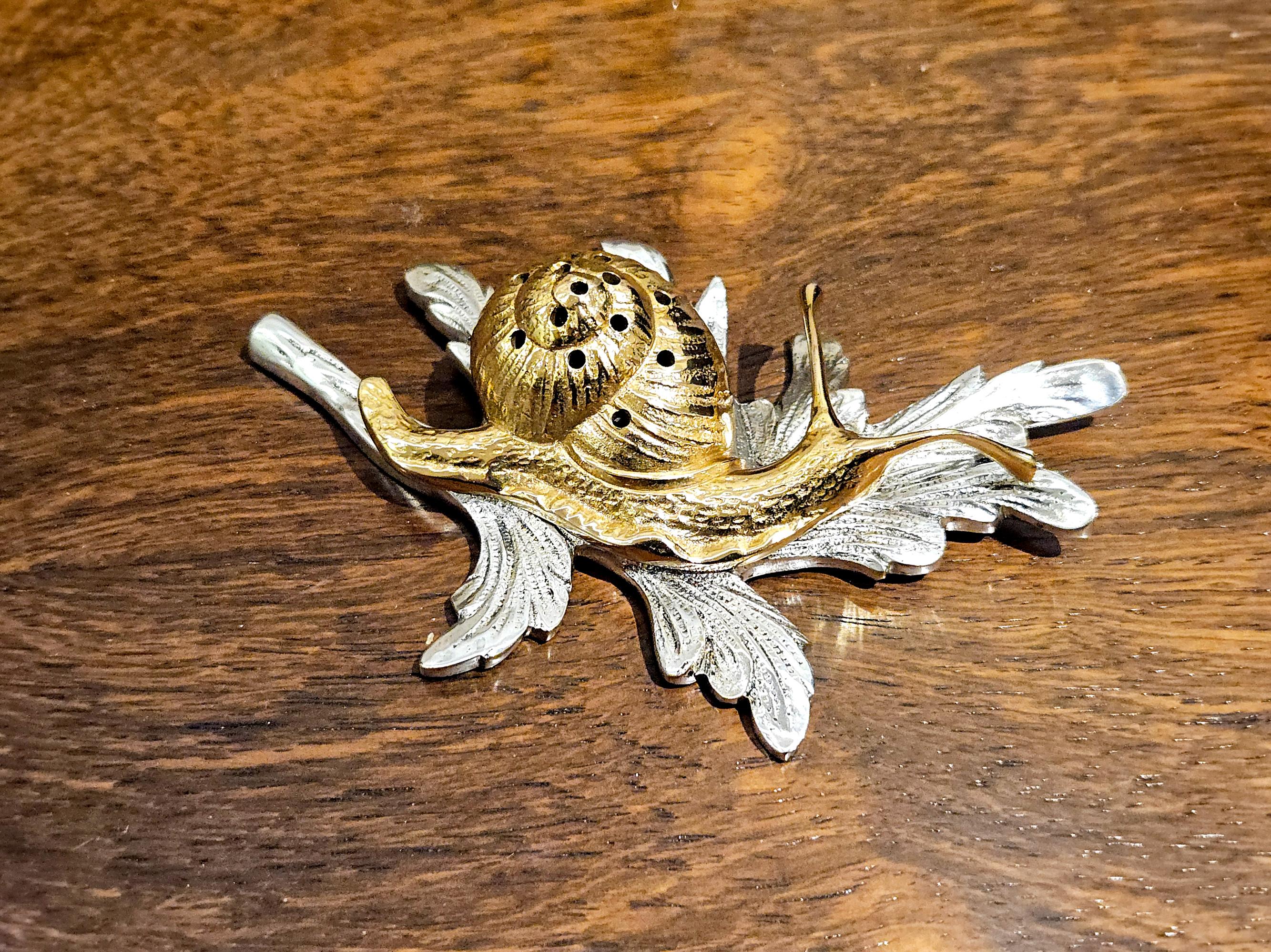 Art déco Set de baguettes à cocktail de luxe en or et argent plaqué Art Deco Snail, France, c. 1930 en vente