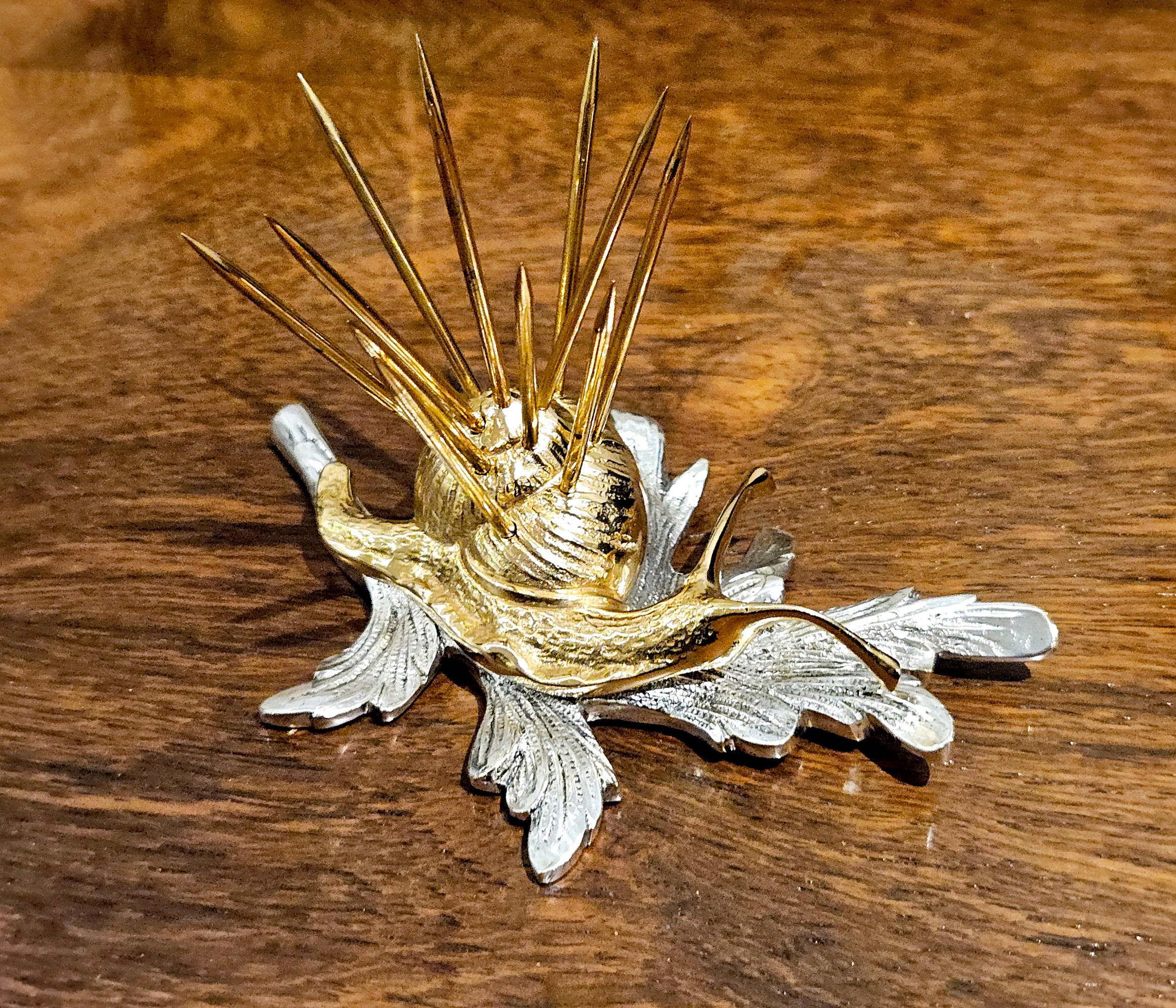 Français Set de baguettes à cocktail de luxe en or et argent plaqué Art Deco Snail, France, c. 1930 en vente
