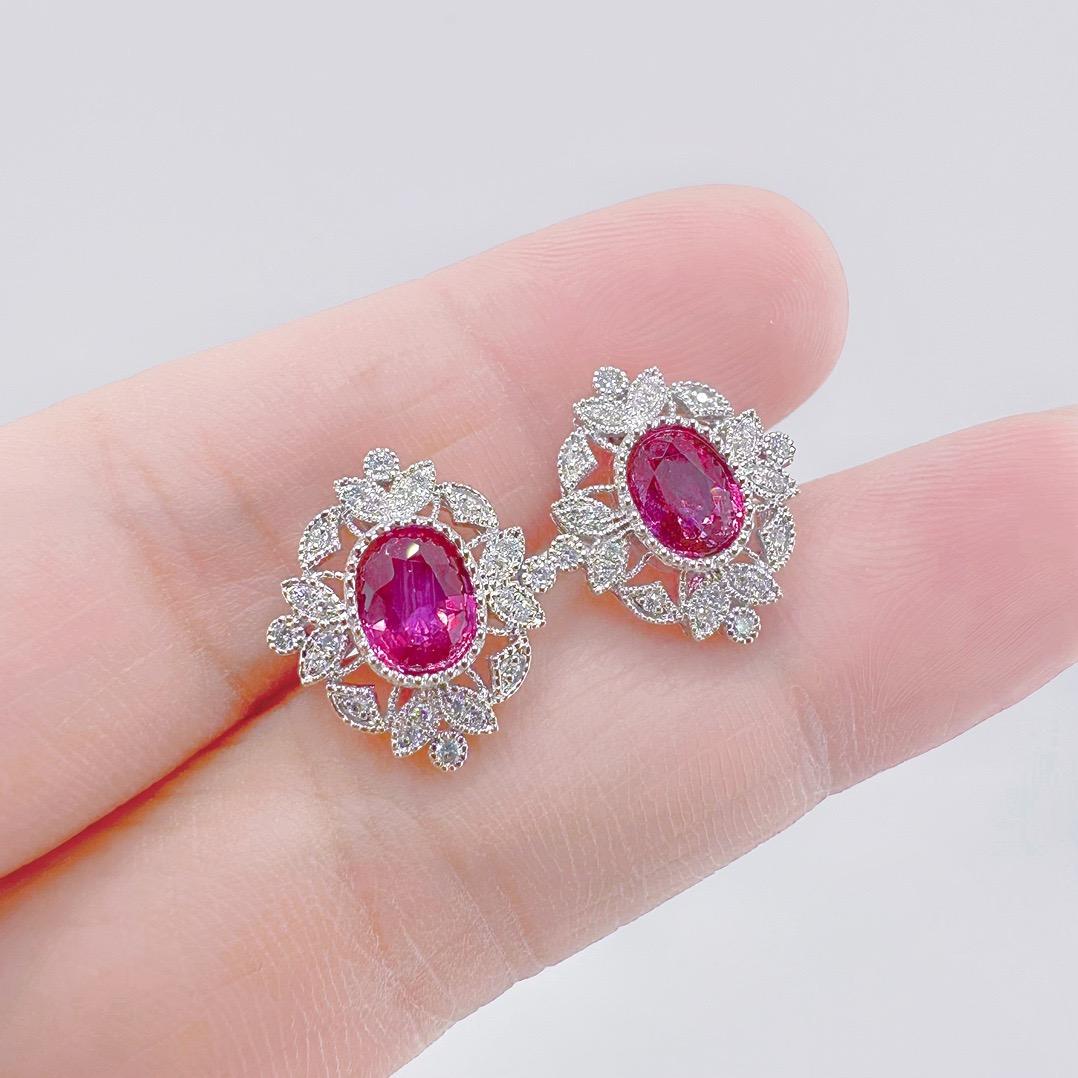 Moderno Orecchini di lusso con diamanti Padparadscha non riscaldati certificati GRC in vendita