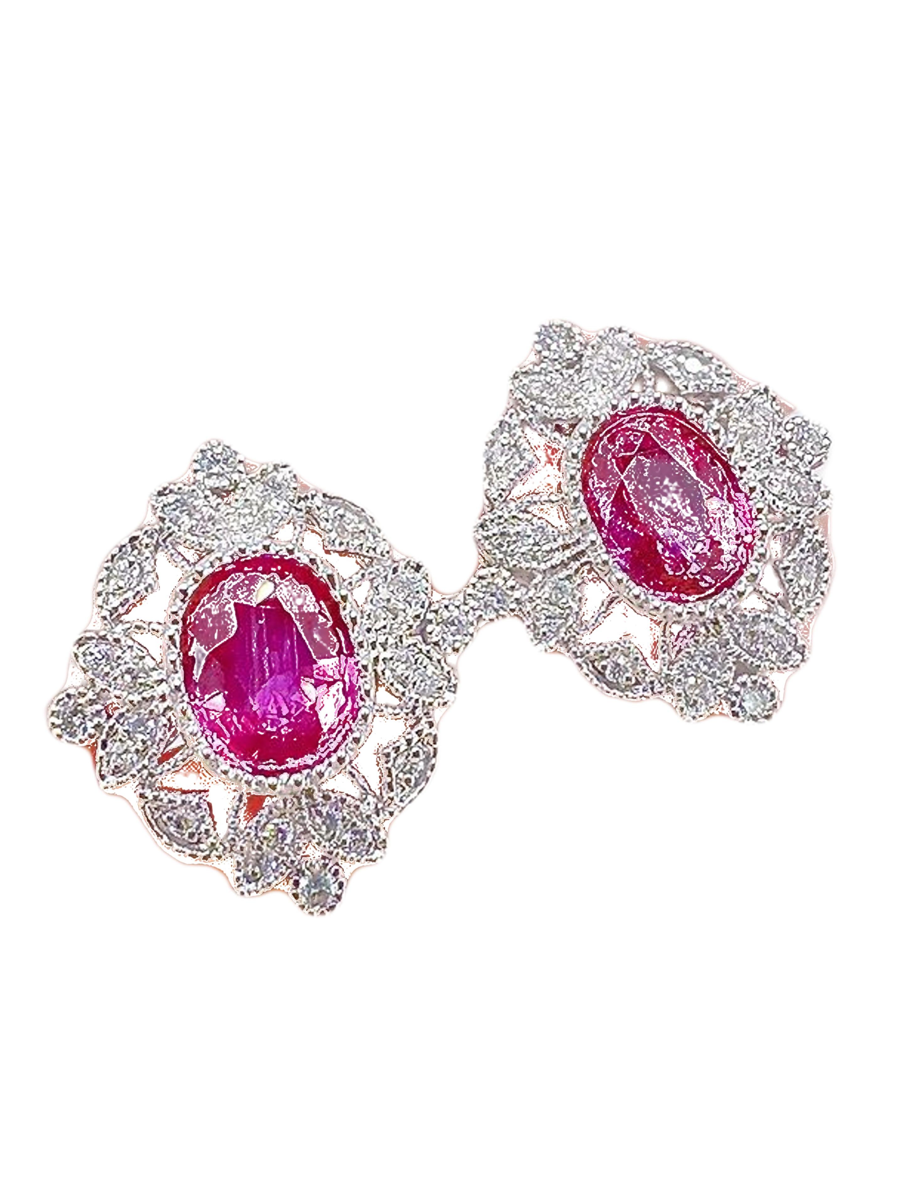 Orecchini di lusso con diamanti Padparadscha non riscaldati certificati GRC In condizioni Nuovo in vendita a Kowloon, HK