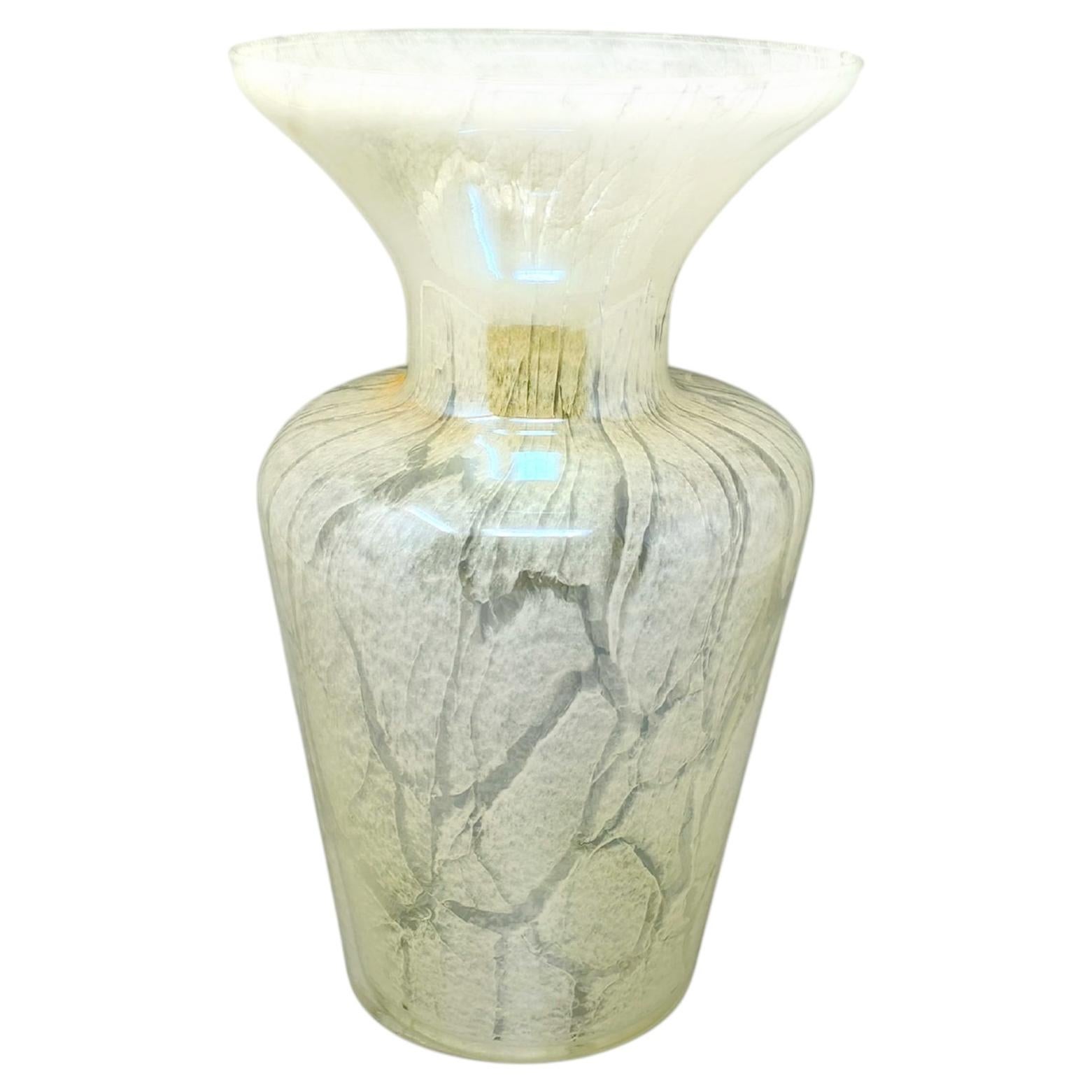 Luxury Handcrafted Murano Glass Vase by Maestro del Vetro, 1970s For Sale