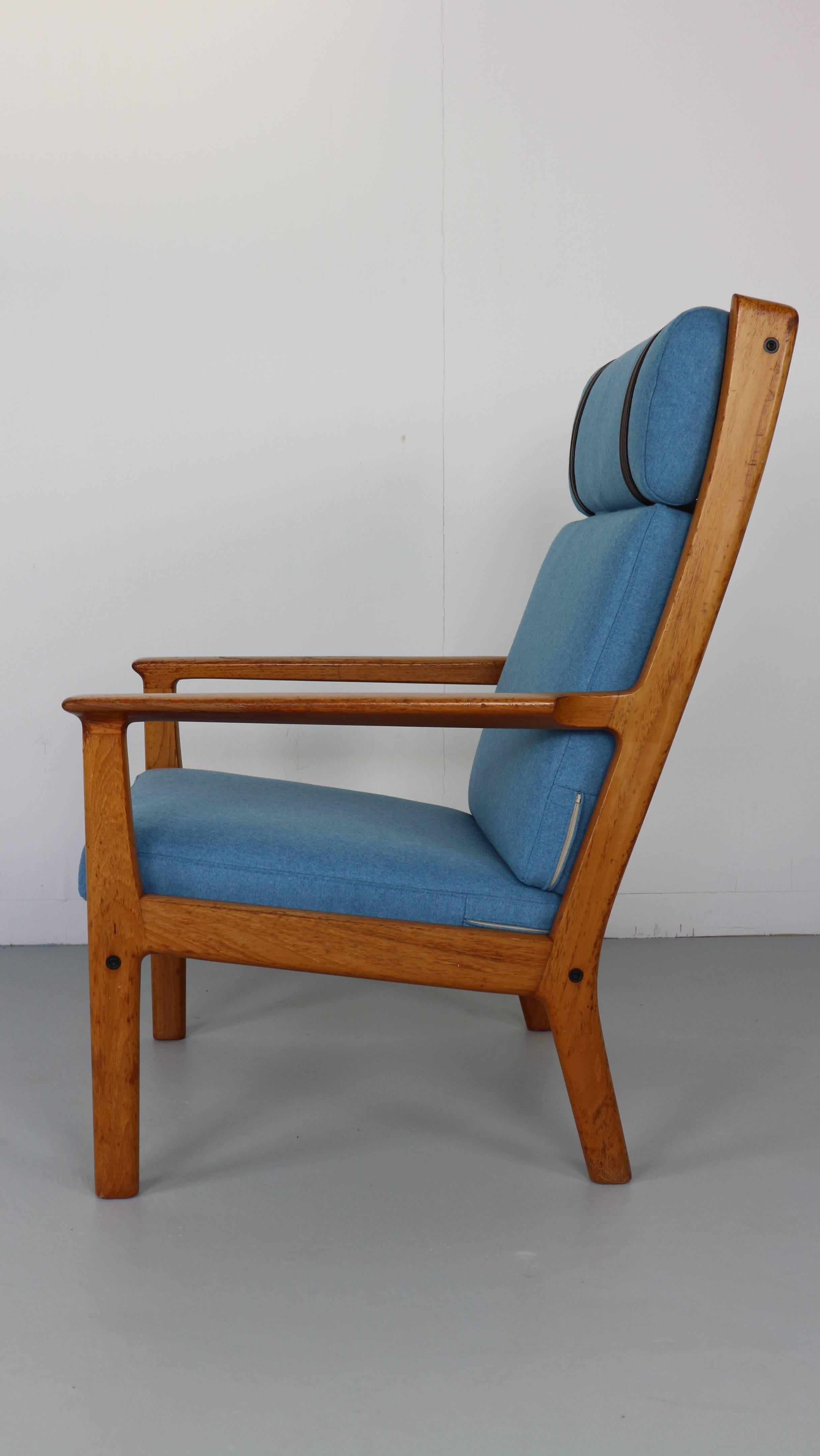 Late 20th Century Luxury Hans Wegner GE-265 High Back Lounge Chair