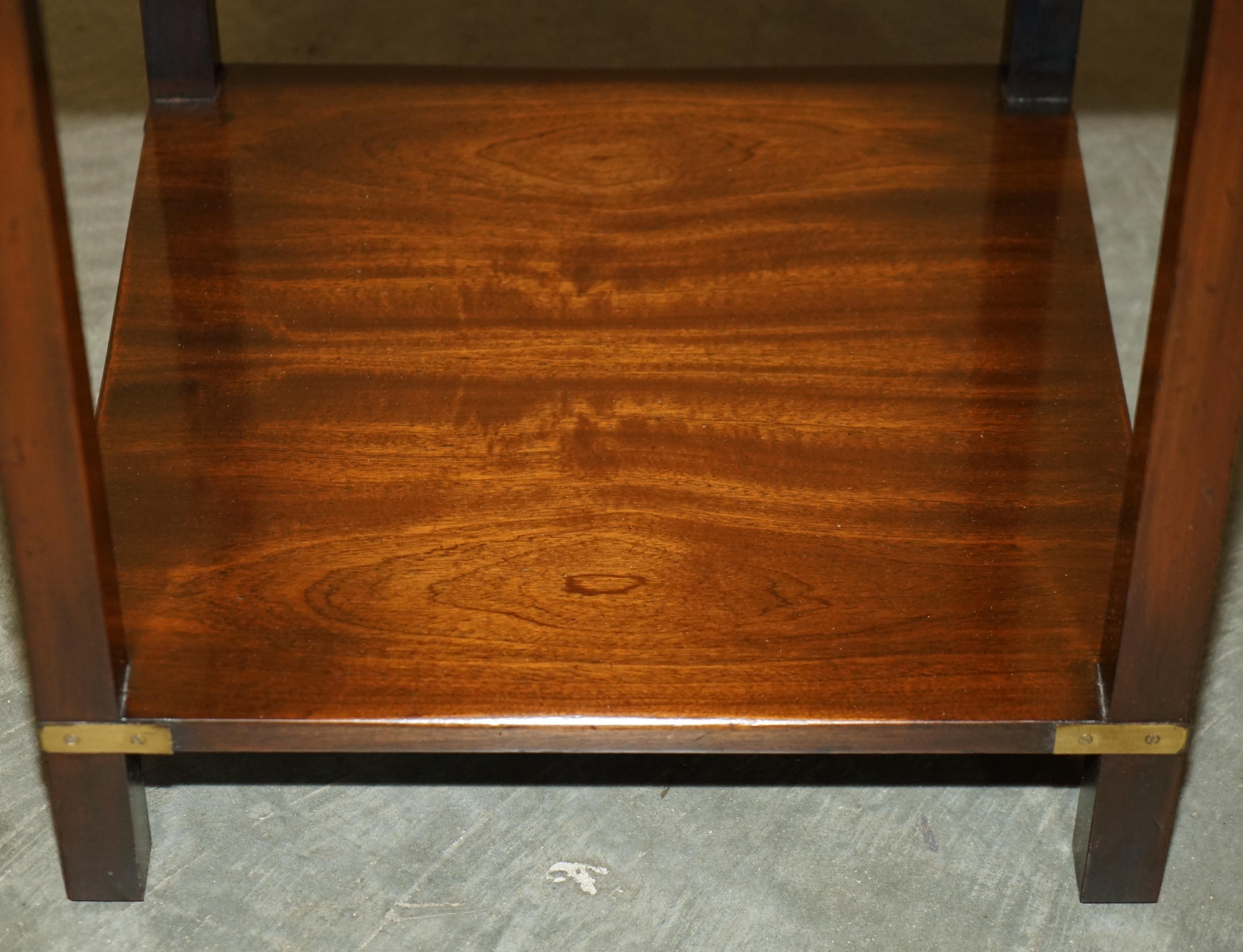 LUXUS HARRODS LONDON KENNEDY MILITARY CAMPAIGN HARDWOOD SIDE END TABLE (Messing) im Angebot