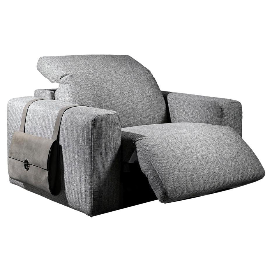 Luxury Home Cinema Electric Reclining Armchair For Maximum Comfort For Sale