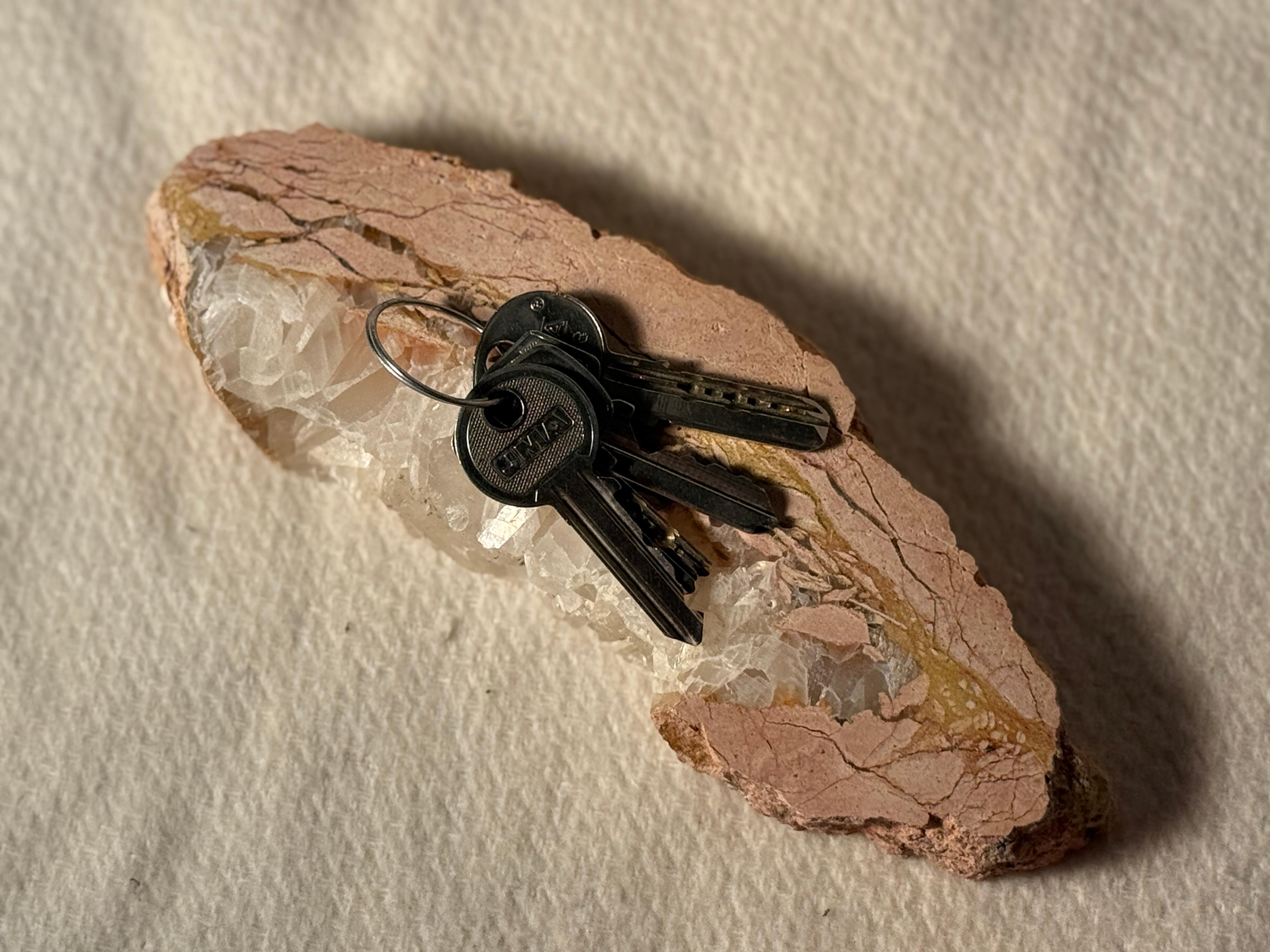 Luxus-Schmuck TRAY Weißer Quarz & Stone Edge Einzigartiges Unikat Design im Angebot 11