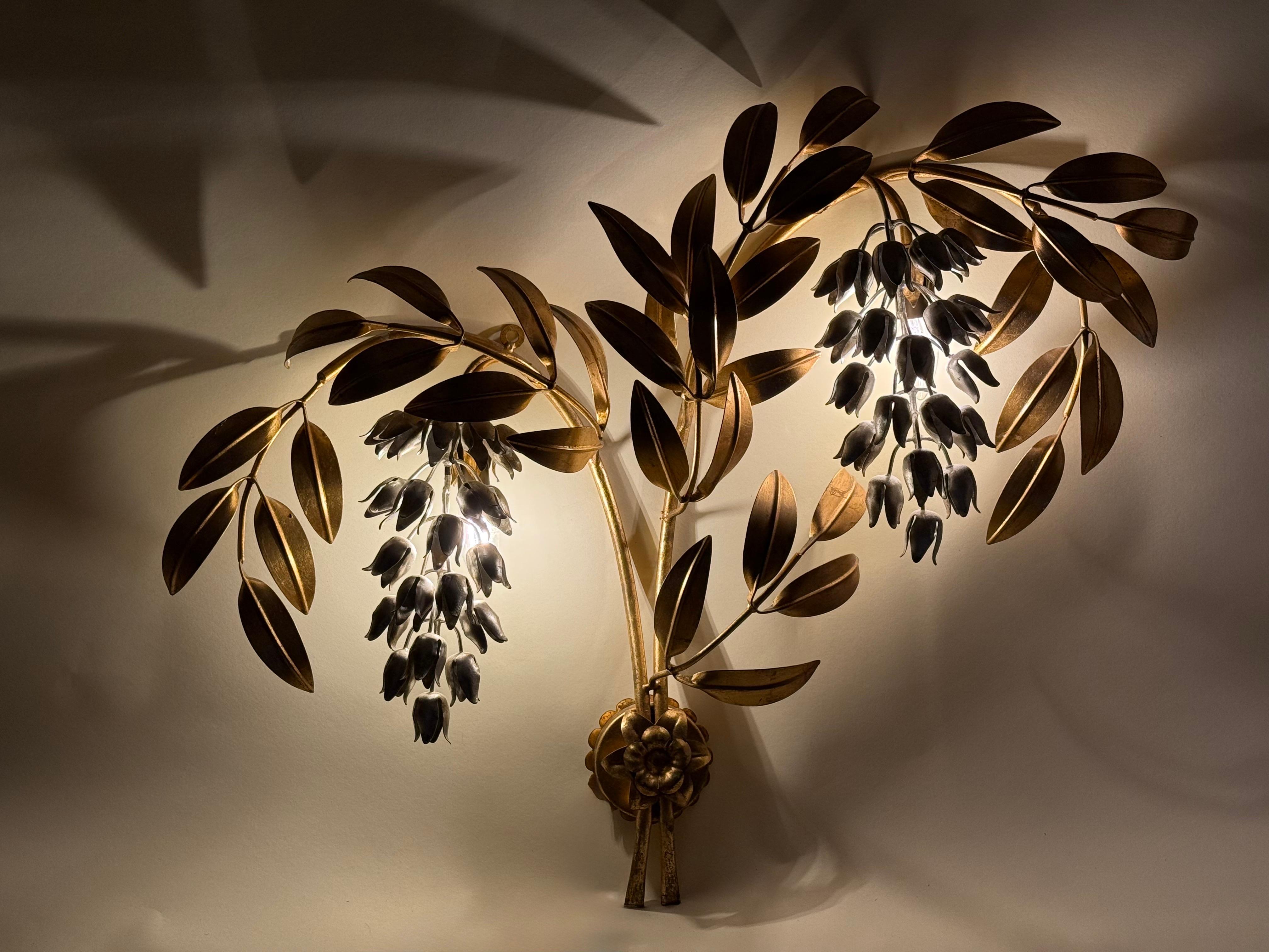 Luxury Large Golden Bell Flower Pioggia Doro Wall Lamp by Hans Kögl For Sale 4