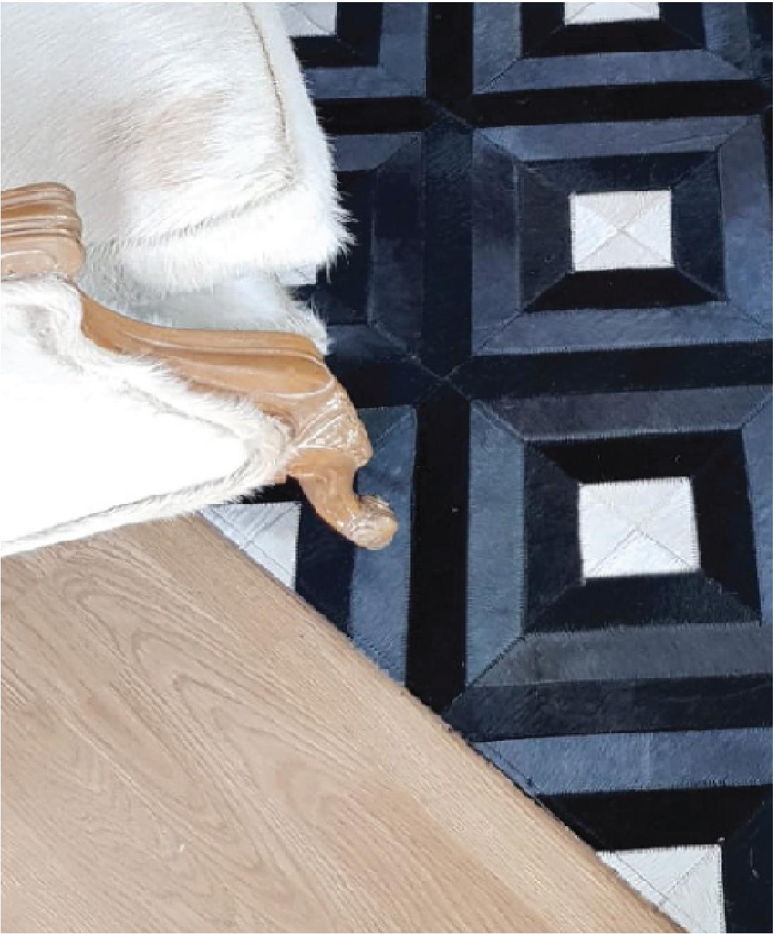 Spanish Luxury Leather Patchwork Rug, 8 x 10 Ft, Black Gray White Color For Sale