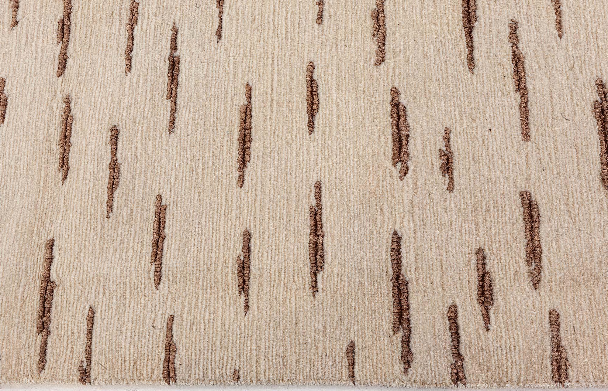 Luxury Leather Wool Hand-Knotted Modern Runner by Doris Leslie Blau
Size: 3'7