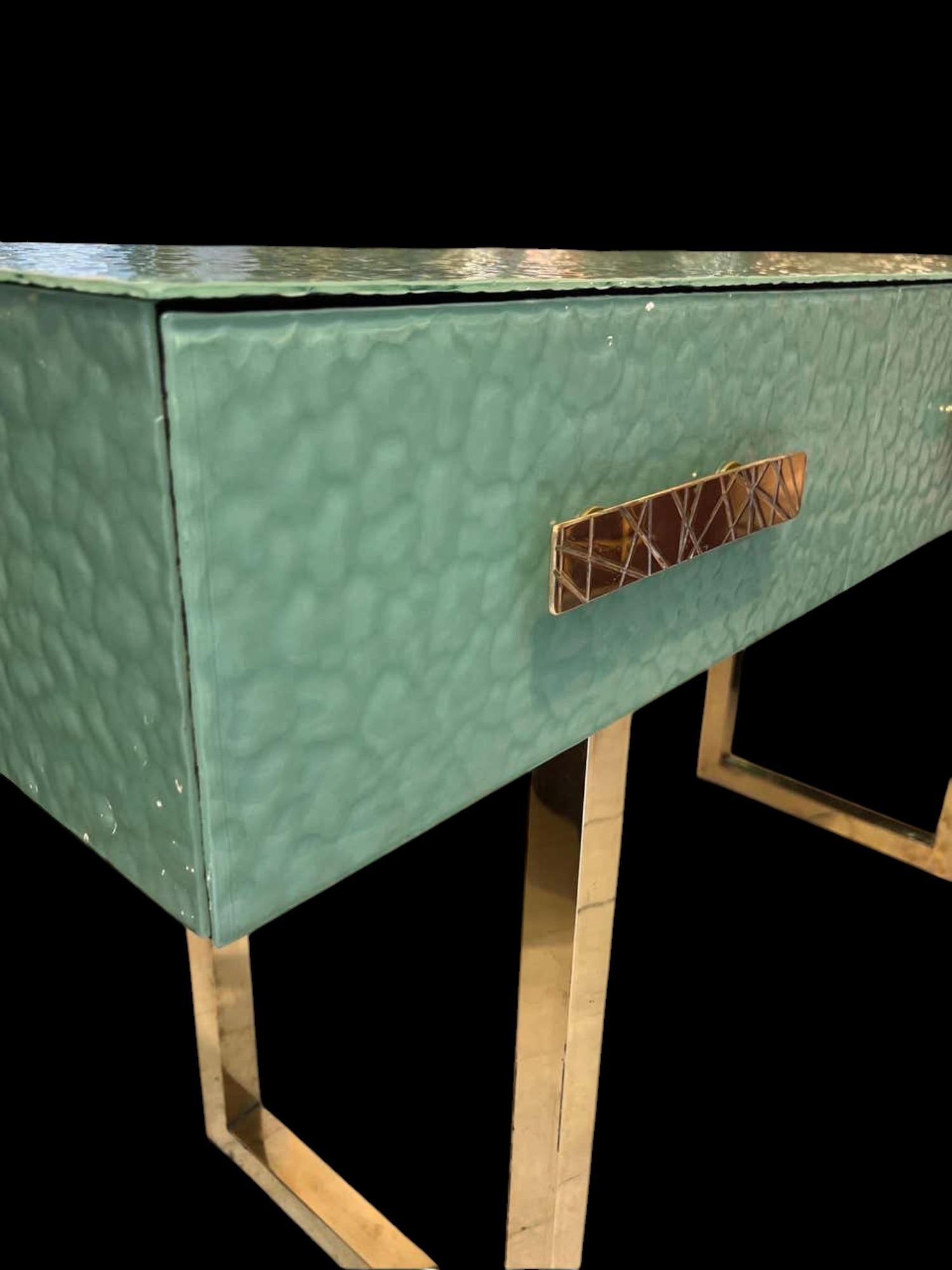 consola de lujo de cristal verde de Murano justfurnituress diseñador Moderno de mediados de siglo en venta