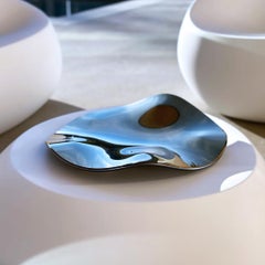 Lussuoso piatto decorativo moderno "Stingray" nero realizzato in vetro