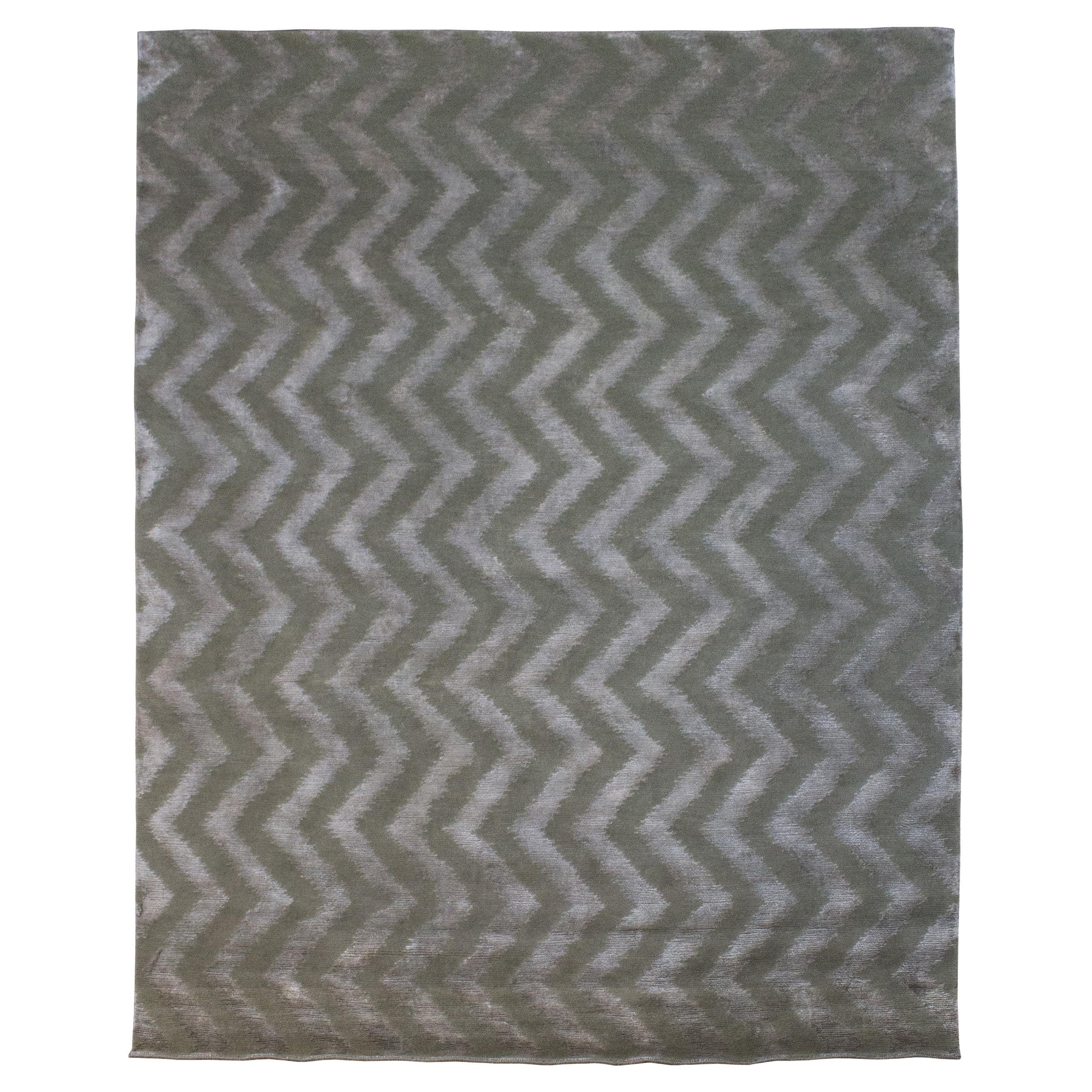 Luxury Modern Hand-Knotted Kerchief Shadow 10x14 Rug For Sale