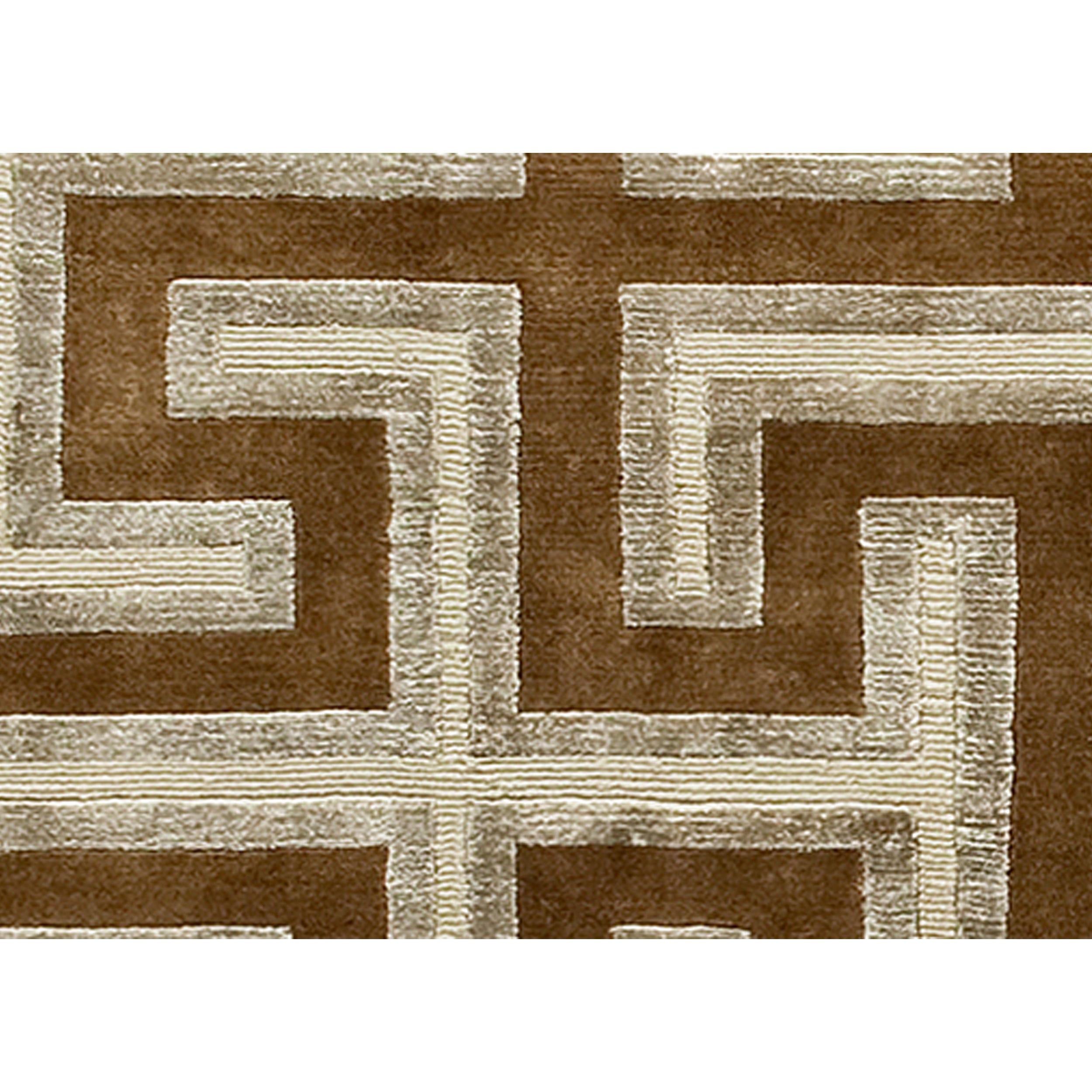 Luxury Modern Hand-Knotted Maffeo Gold 10x14 Rug In New Condition For Sale In Secaucus, NJ
