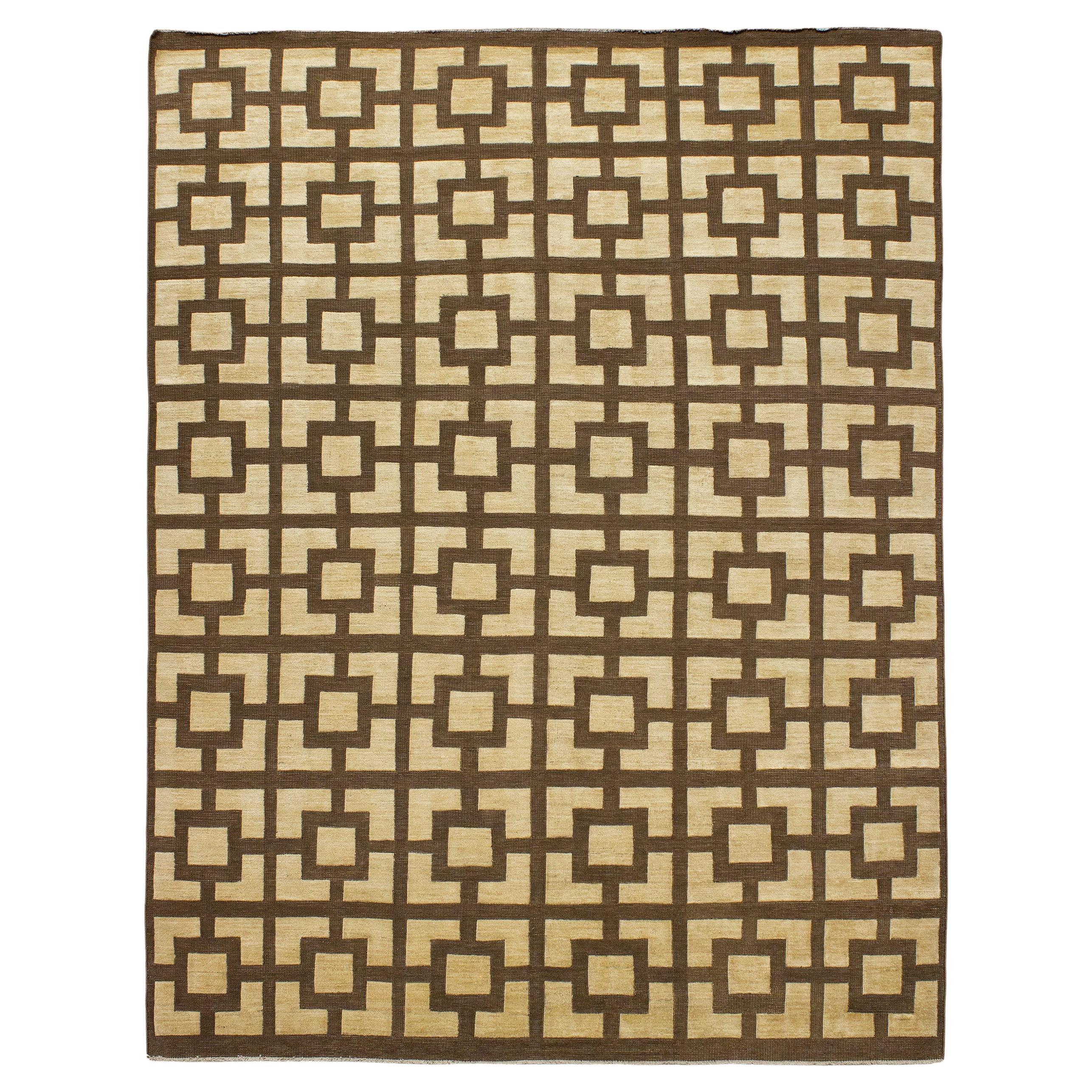 Luxury Modern Hand-Knotted Nixon Natural 10x14 Rug For Sale