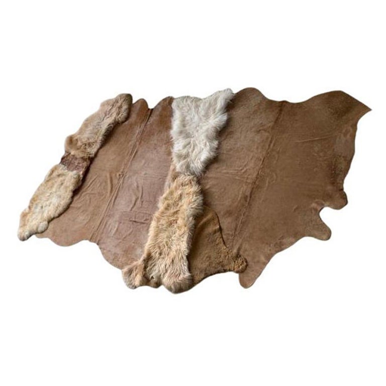 Tappeto di lusso Natural Shape tinto a mano in pelle di pecora europea marrone 1 Big Rug di Carine Bigli