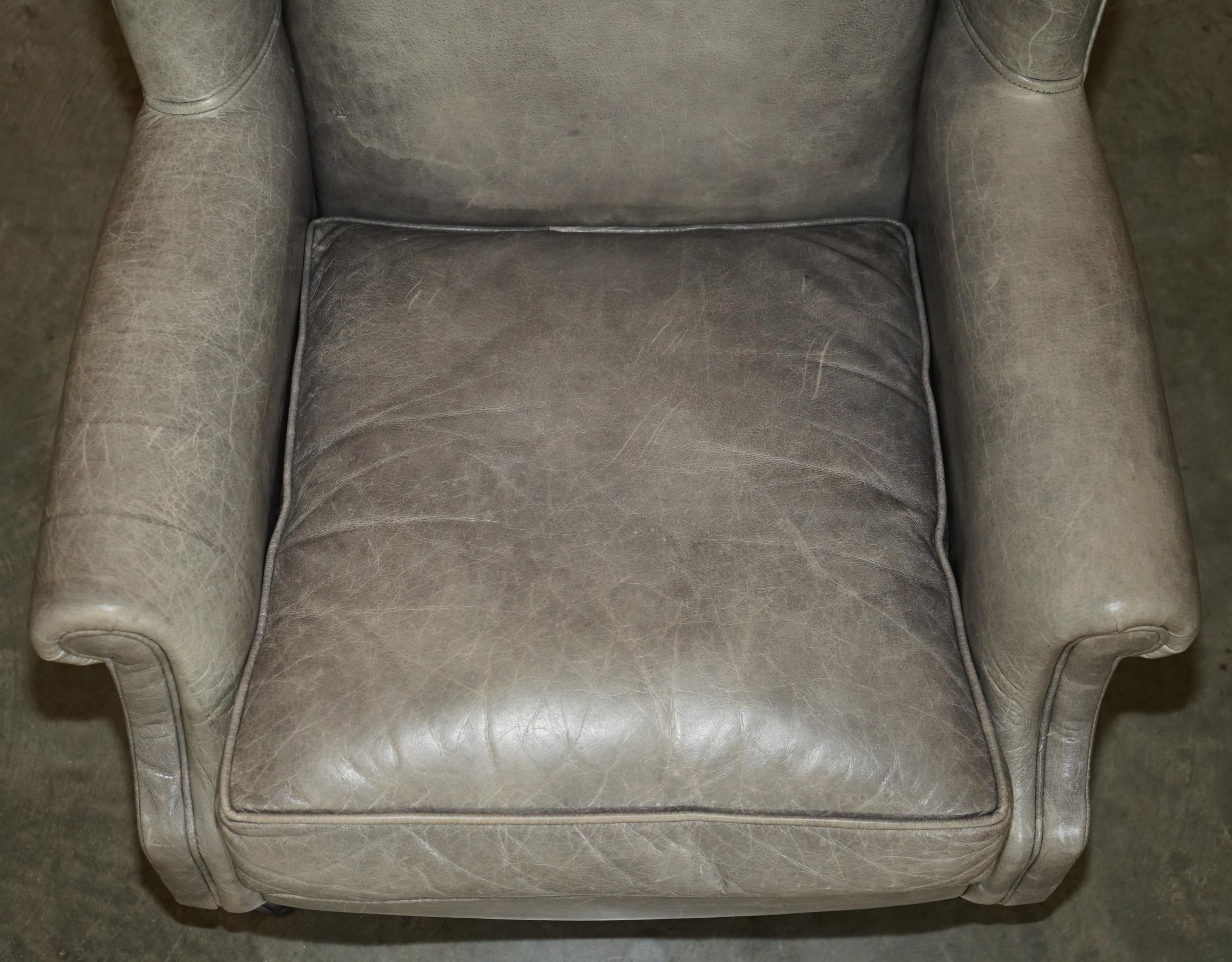 LUXURY PAIR OF CONTEMPORARY GREY BLUE LEATHER WINGBACK ARMCHAIRS EBONISED LEGs For Sale 11
