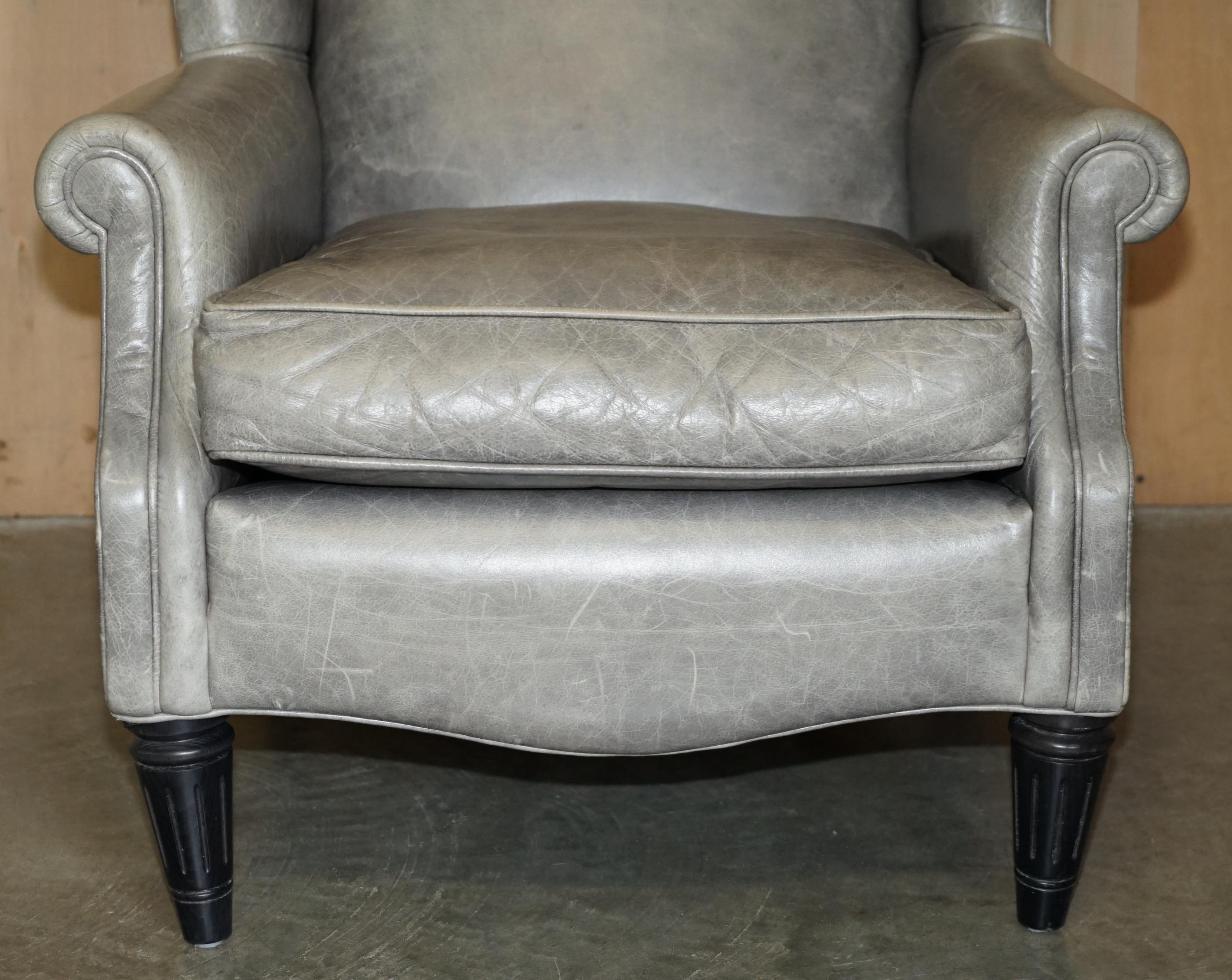 LUXURY PAIR OF CONTEMPORARY GREY BLUE LEATHER WINGBACK ARMCHAIRS EBONISED LEGs For Sale 11