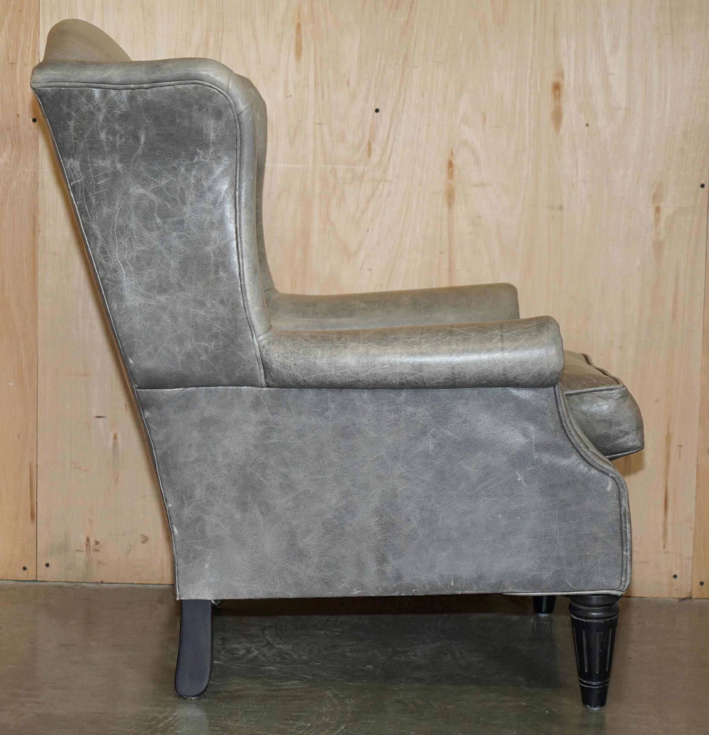 LUXURY PAIR OF CONTEMPORARY GREY BLUE LEATHER WINGBACK ARMCHAIRS EBONISED LEGs For Sale 13
