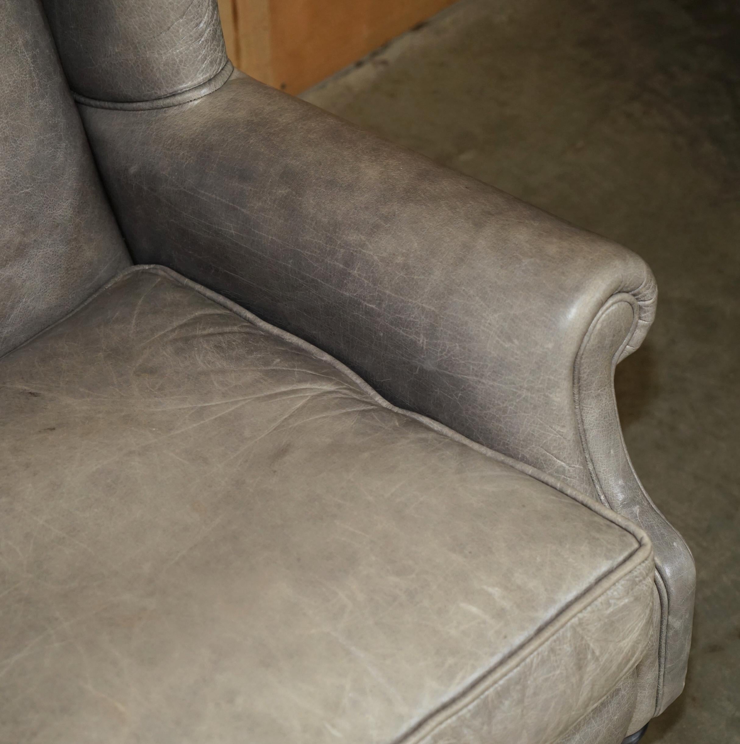 Leather LUXURY PAIR OF CONTEMPORARY GREY BLUE LEATHER WINGBACK ARMCHAIRS EBONISED LEGs For Sale