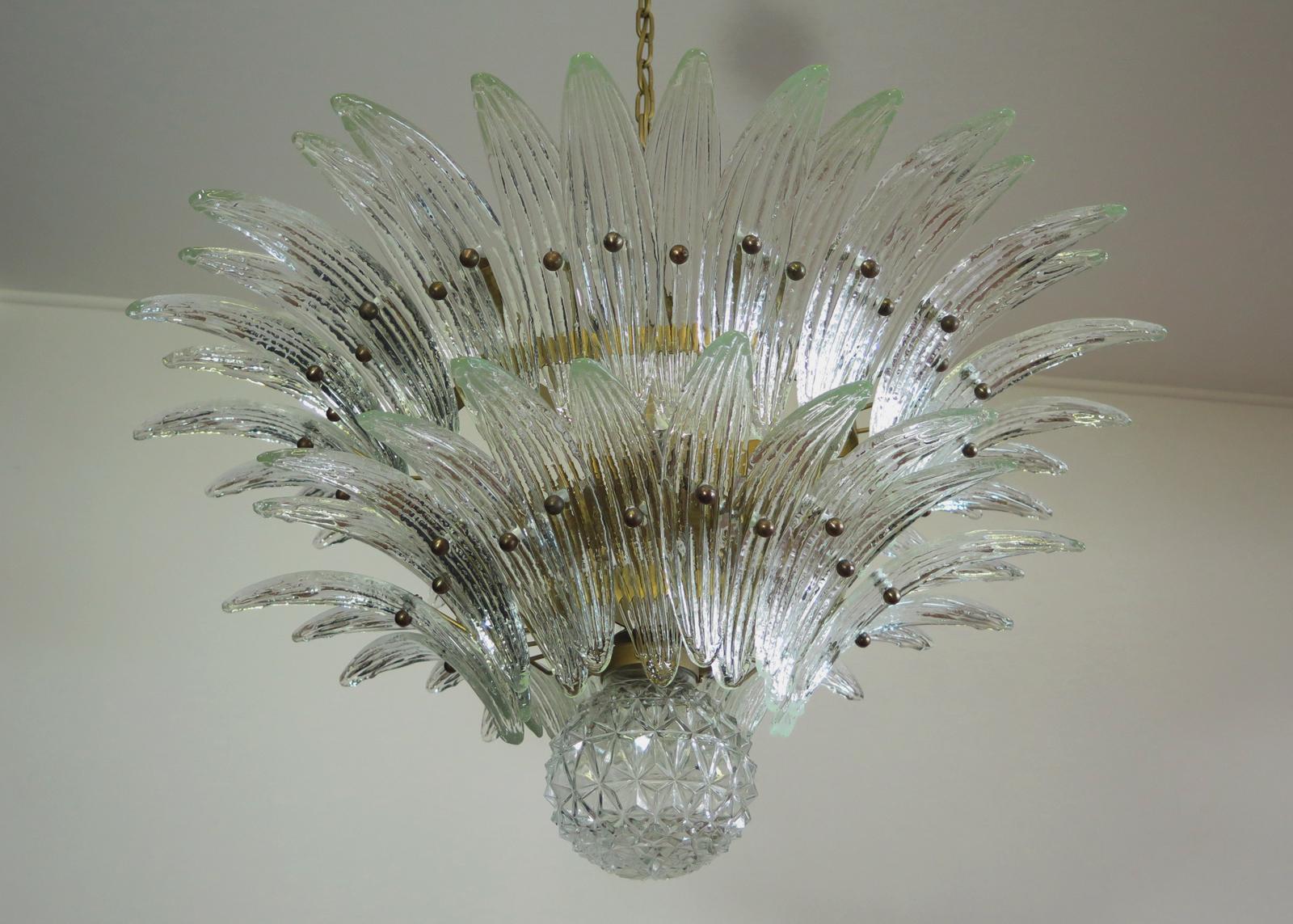 Luxury Pair of Italian Chandeliers Palmette, Murano In Good Condition In Budapest, HU