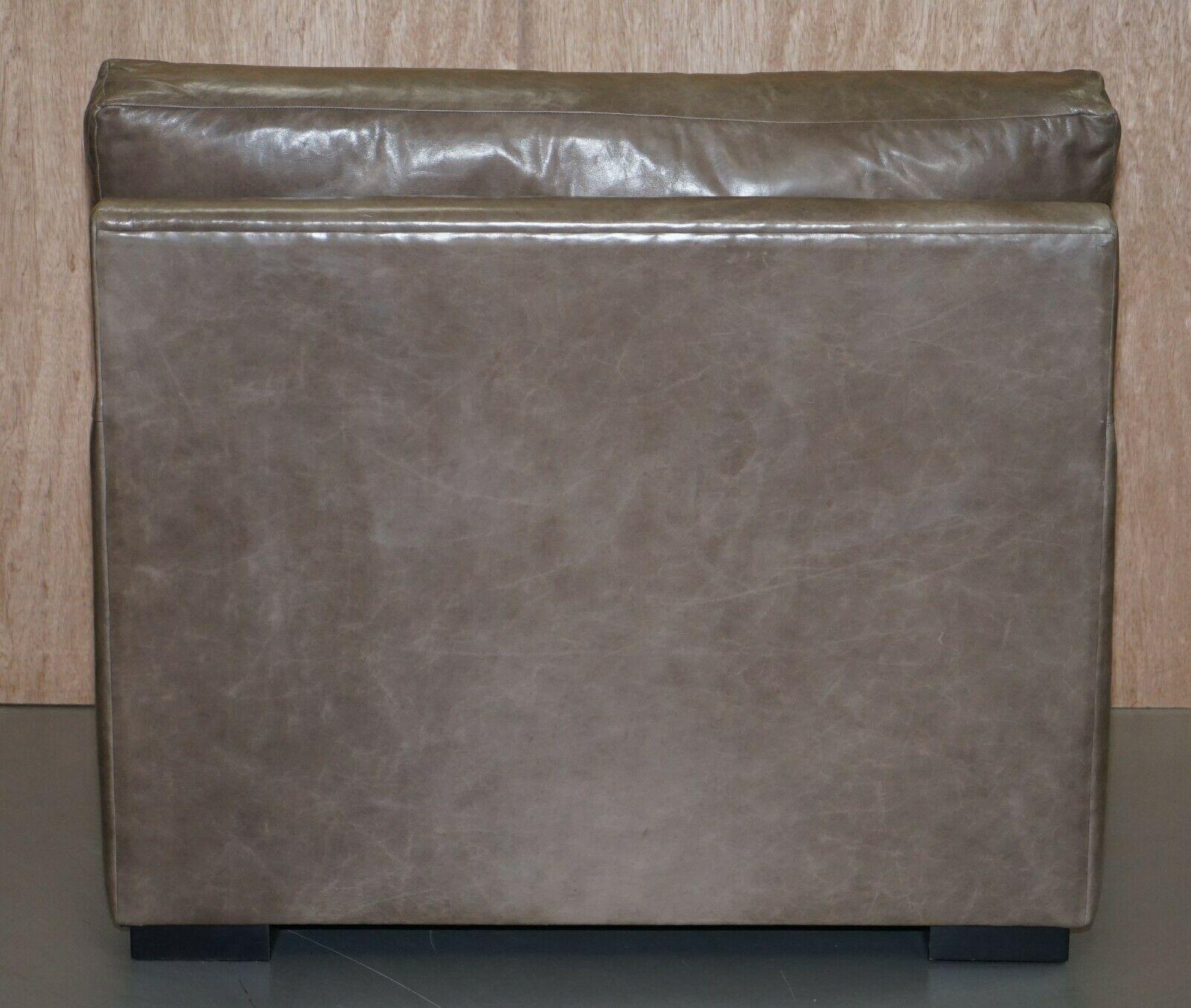 Luxury Pair of Very Large Contemporary Grey Leather Armchairs or Love Seats For Sale 5