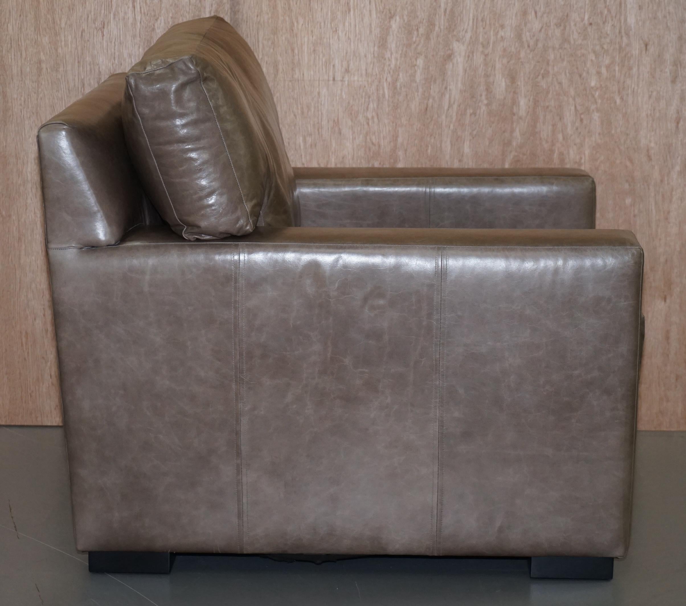 Luxury Pair of Very Large Designer Grey Leather Armchairs or Love Seats For Sale 12