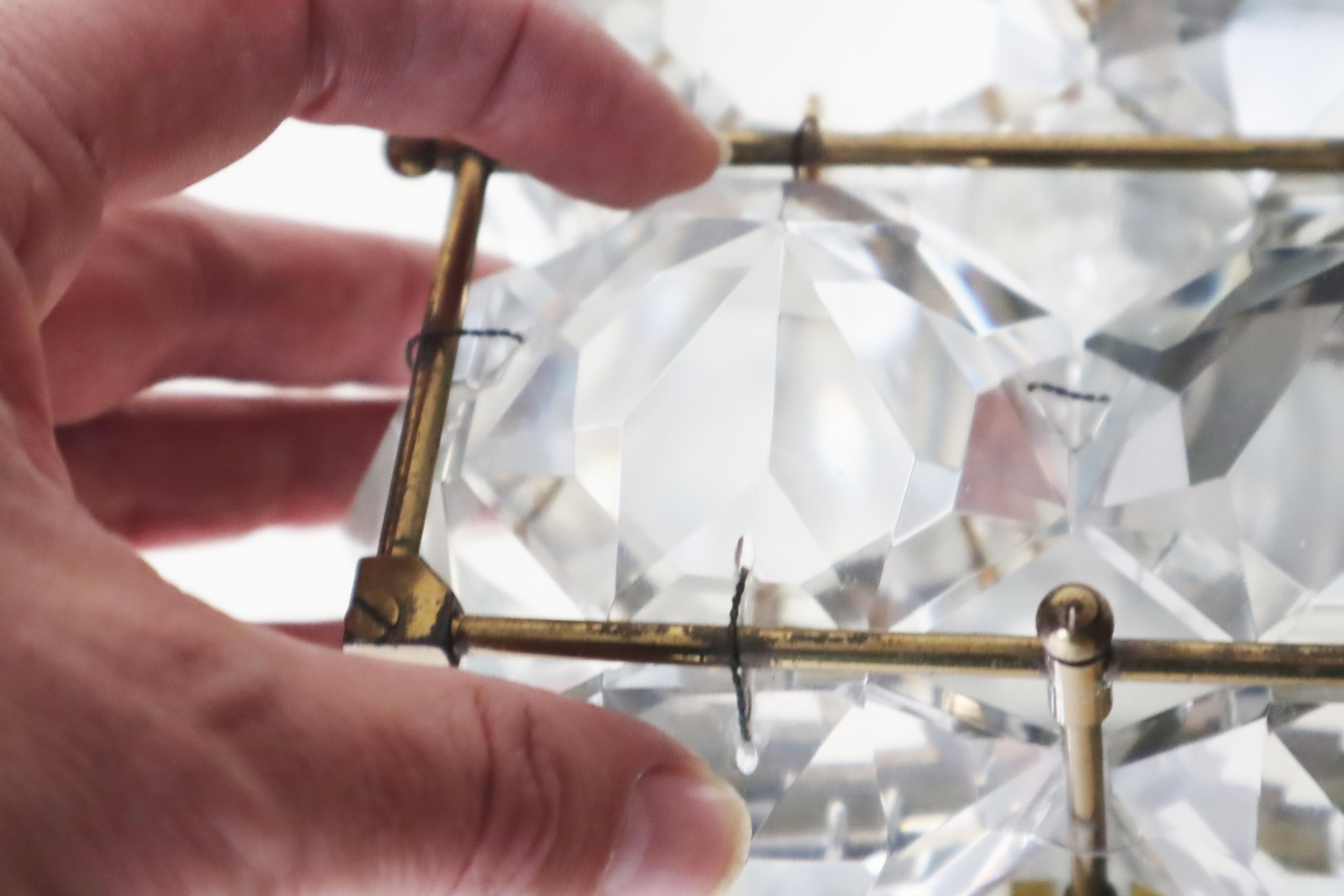 Focaccina di lusso con diamanti Brilliante di Palwa in cristallo al piombo e ottone in vendita 2