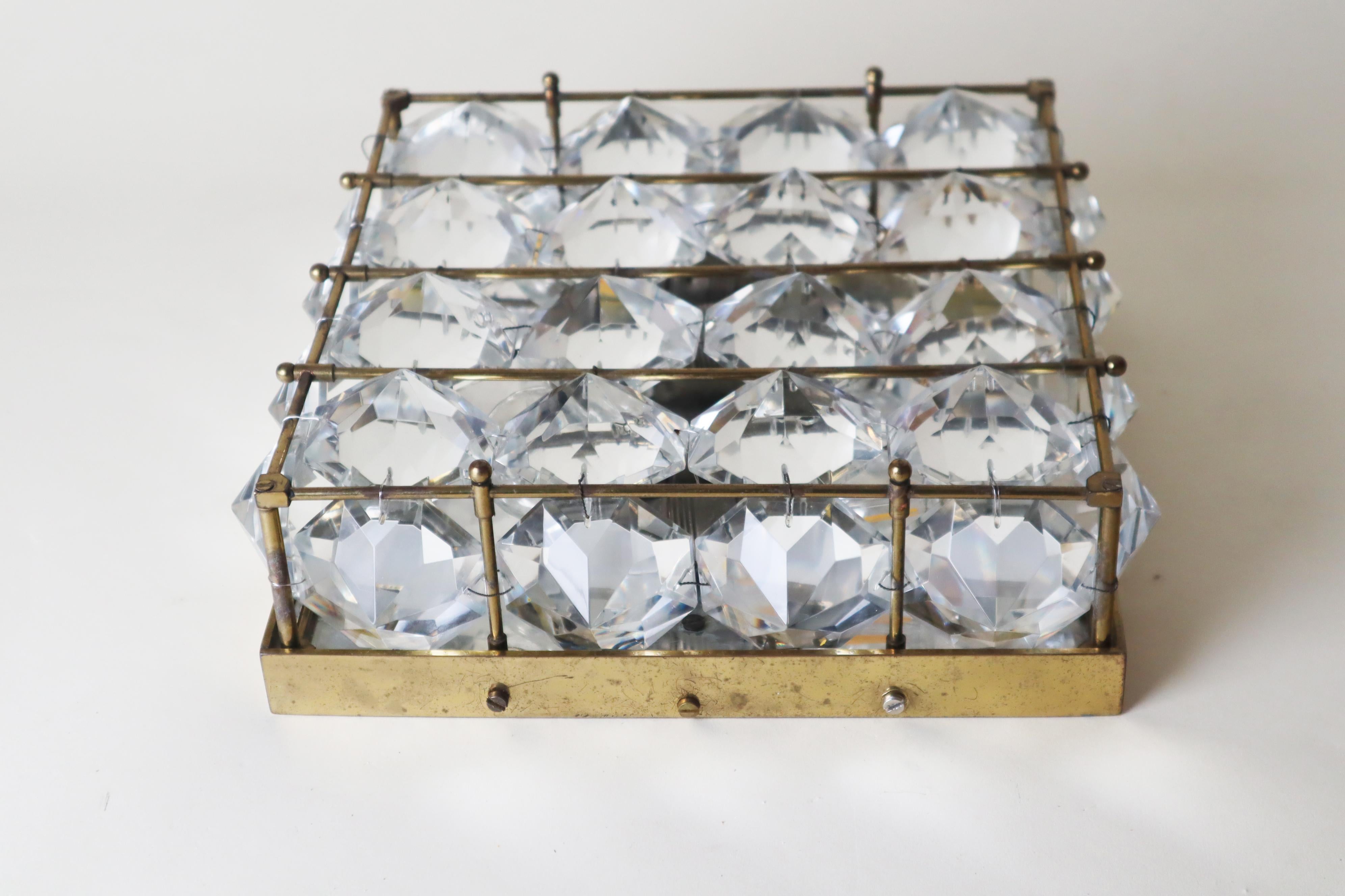 Tedesco Focaccina di lusso con diamanti Brilliante di Palwa in cristallo al piombo e ottone in vendita