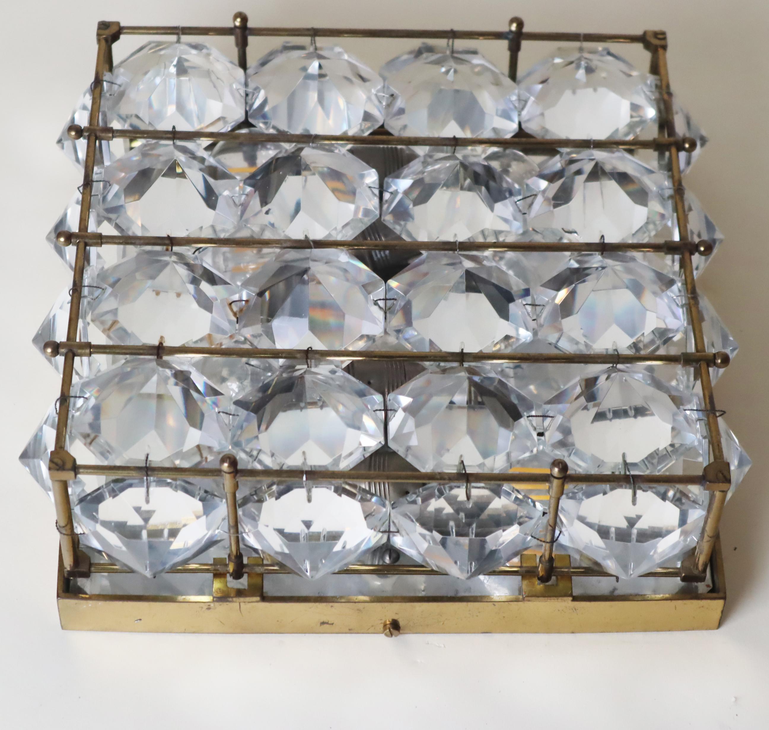 Focaccina di lusso con diamanti Brilliante di Palwa in cristallo al piombo e ottone in vendita 1