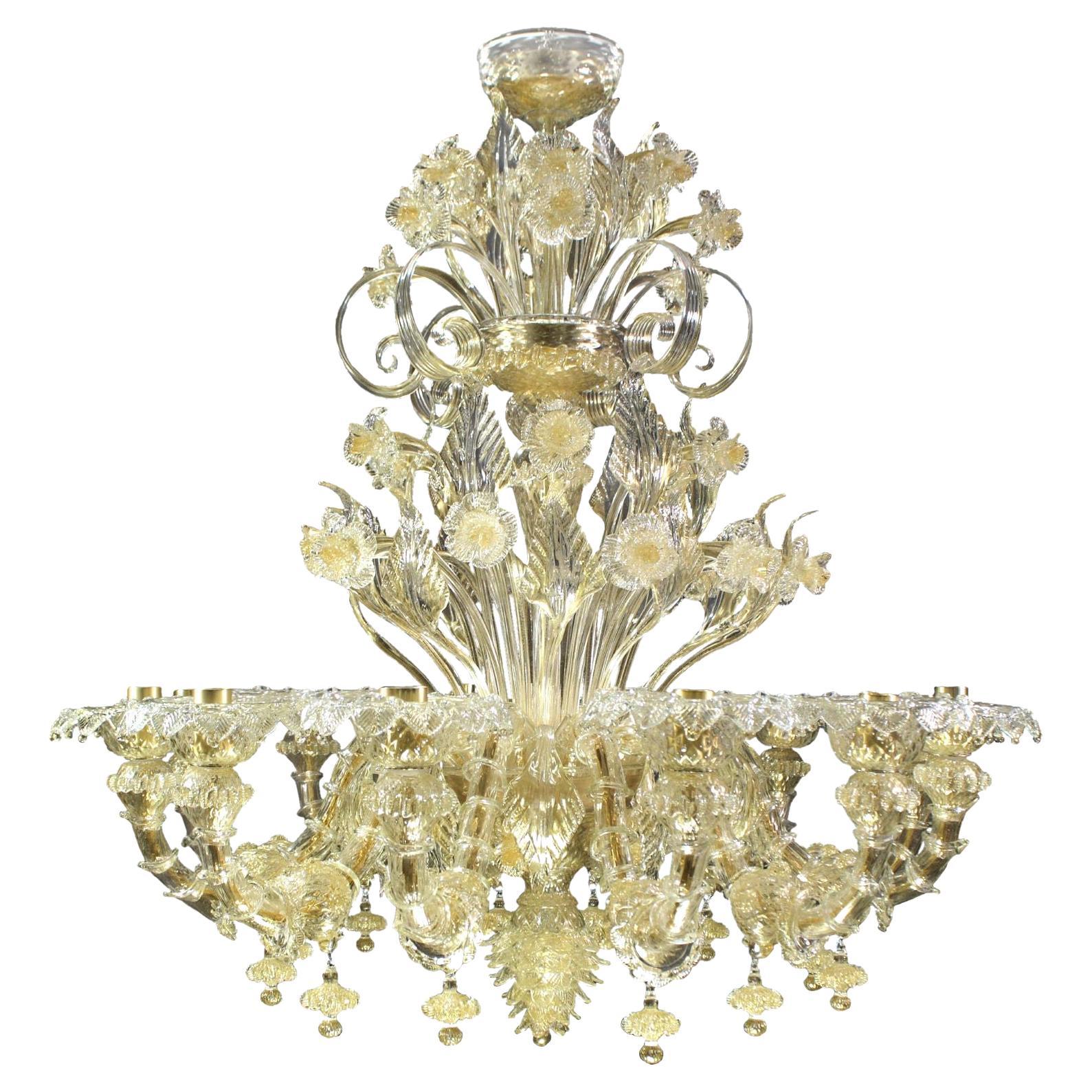 Lustre de luxe Rezzonico à 12 bras en verre d'or de Murano par Multiforme