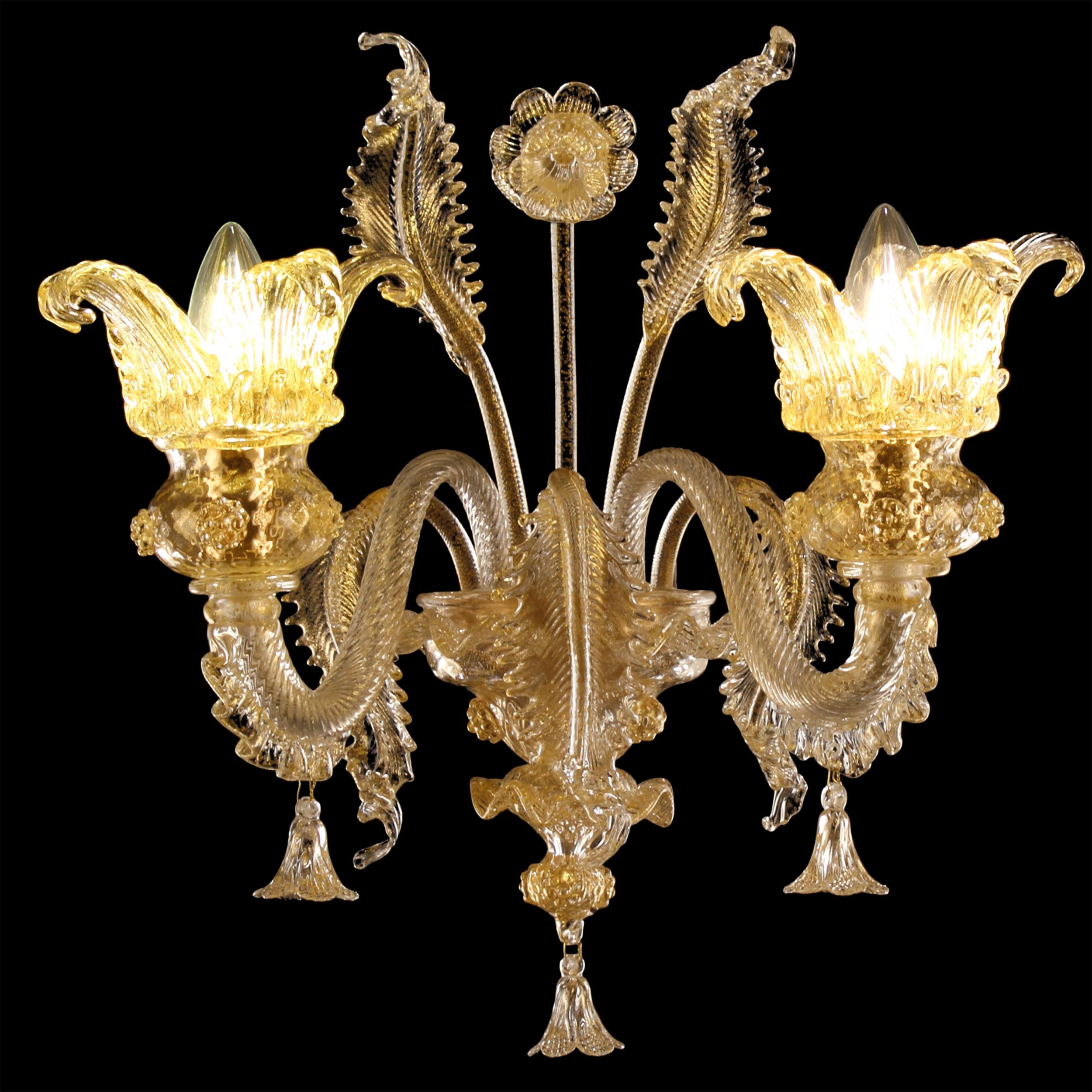 Luxury sconce 2 arms golden leaf Murano glass Golden Century87 by Multiforme
The collection Golden Century 087 by MULTIFORME lighting is a tribute to the magic and the richness of the XVIIIth Venice. It presents the same structure of the Golden