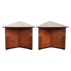 Luxury set of 2 Art Deco design side/coffee tables in triangle shape