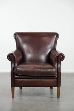 Luxury Sheep Leather Armchair with a Timeless Look