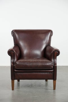 Luxury Sheep Leather Armchair with a Timeless Look