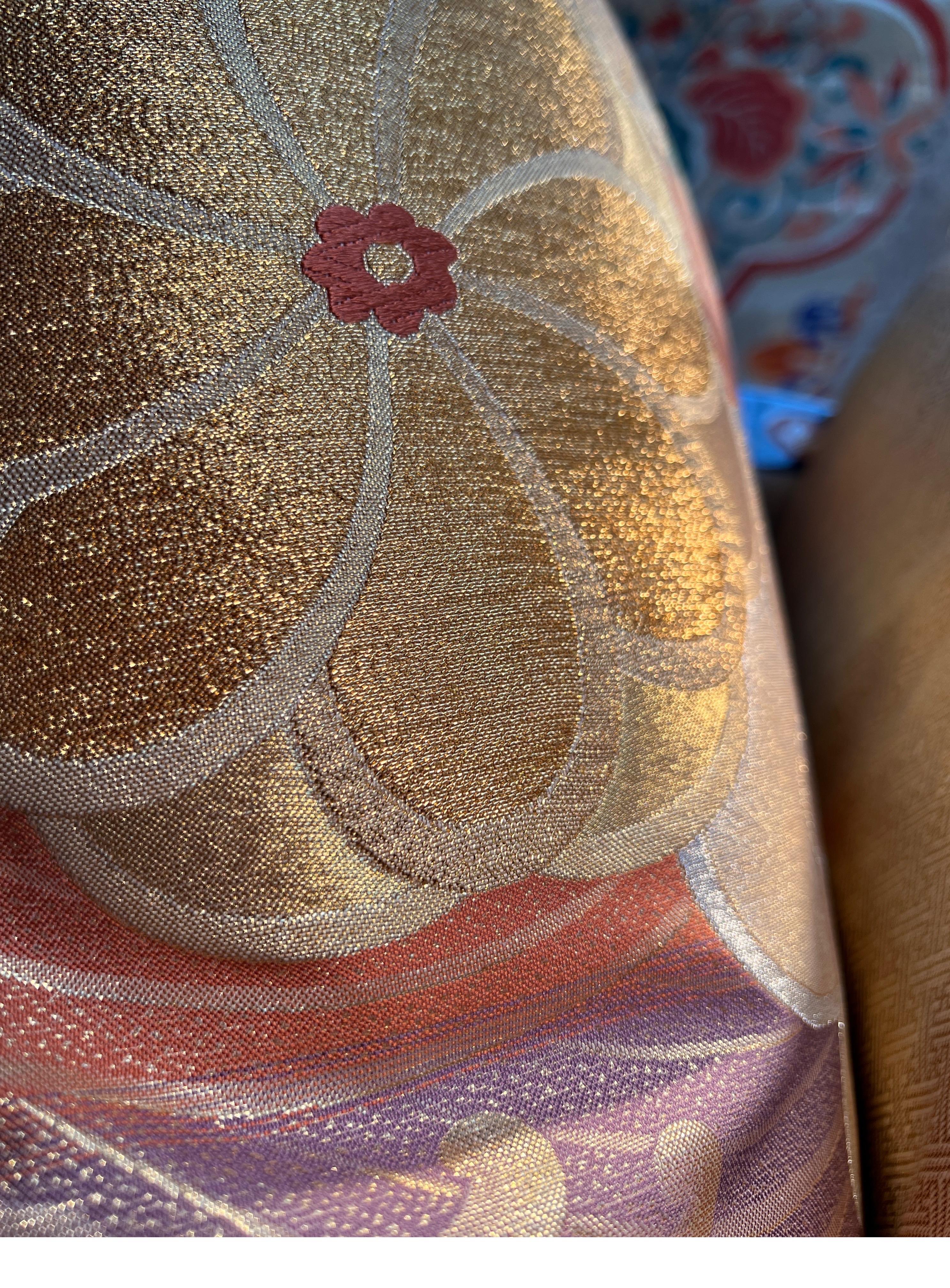 Hand-Woven Luxury silk pillow from Sinapango Interiors Paris