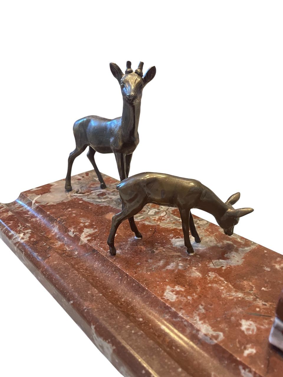 Luxuriöses schwedisches Art-Déco-Schreibtischset aus rotem Marmor und Bronze, 1920er Jahre (Schwedisch) im Angebot