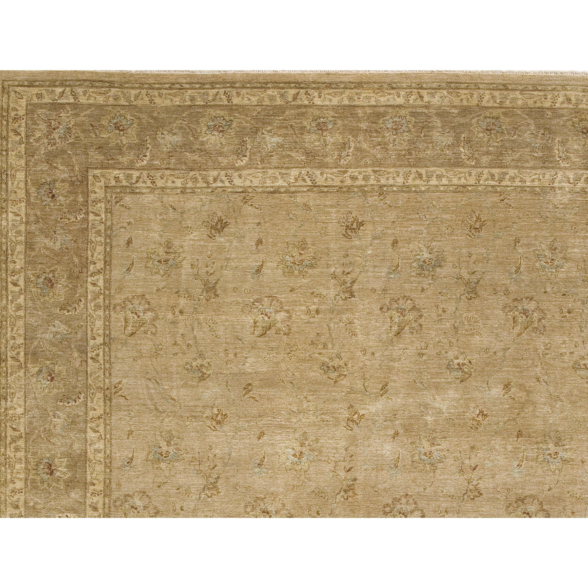 Luxury Traditional Hand-Knotted Devon Gold/Brown 12x18 Rug In New Condition For Sale In Secaucus, NJ