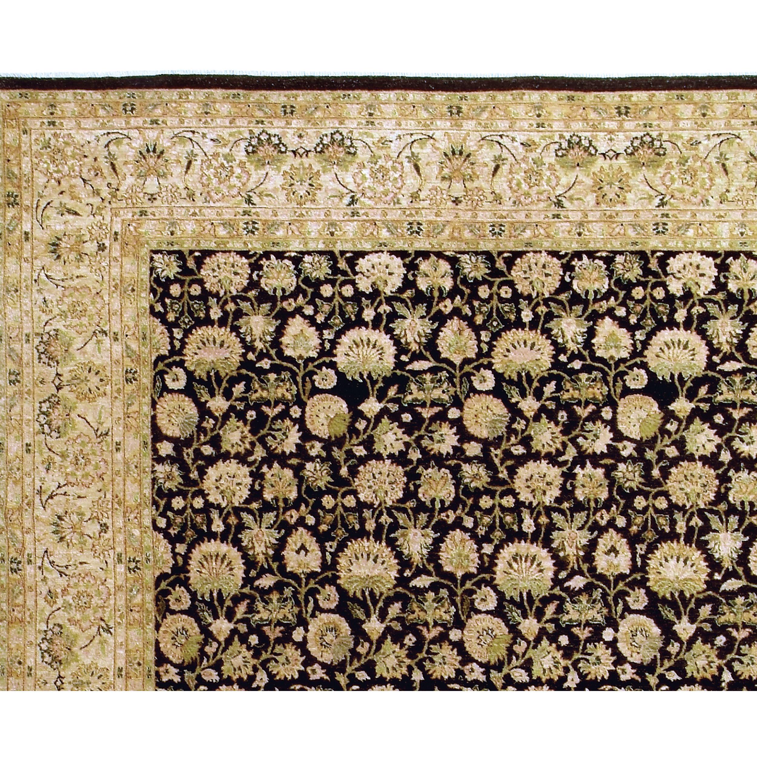 Luxury Traditional Hand-Knotted Emogli Black and Cream 10X14 Rug In New Condition For Sale In Secaucus, NJ