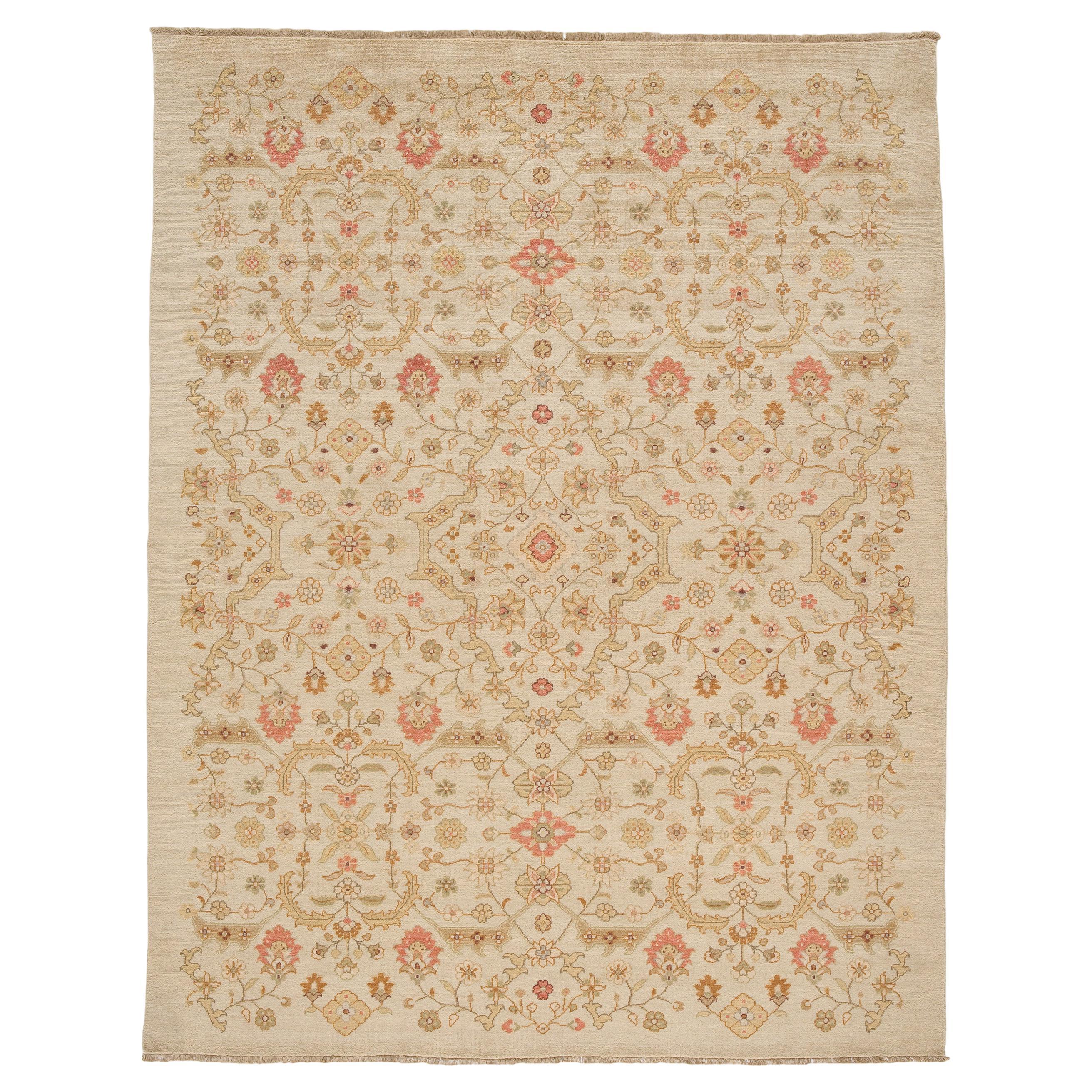 Luxury Traditional Hand-Knotted Ferrahan Cream 11x18 Area Rug For Sale